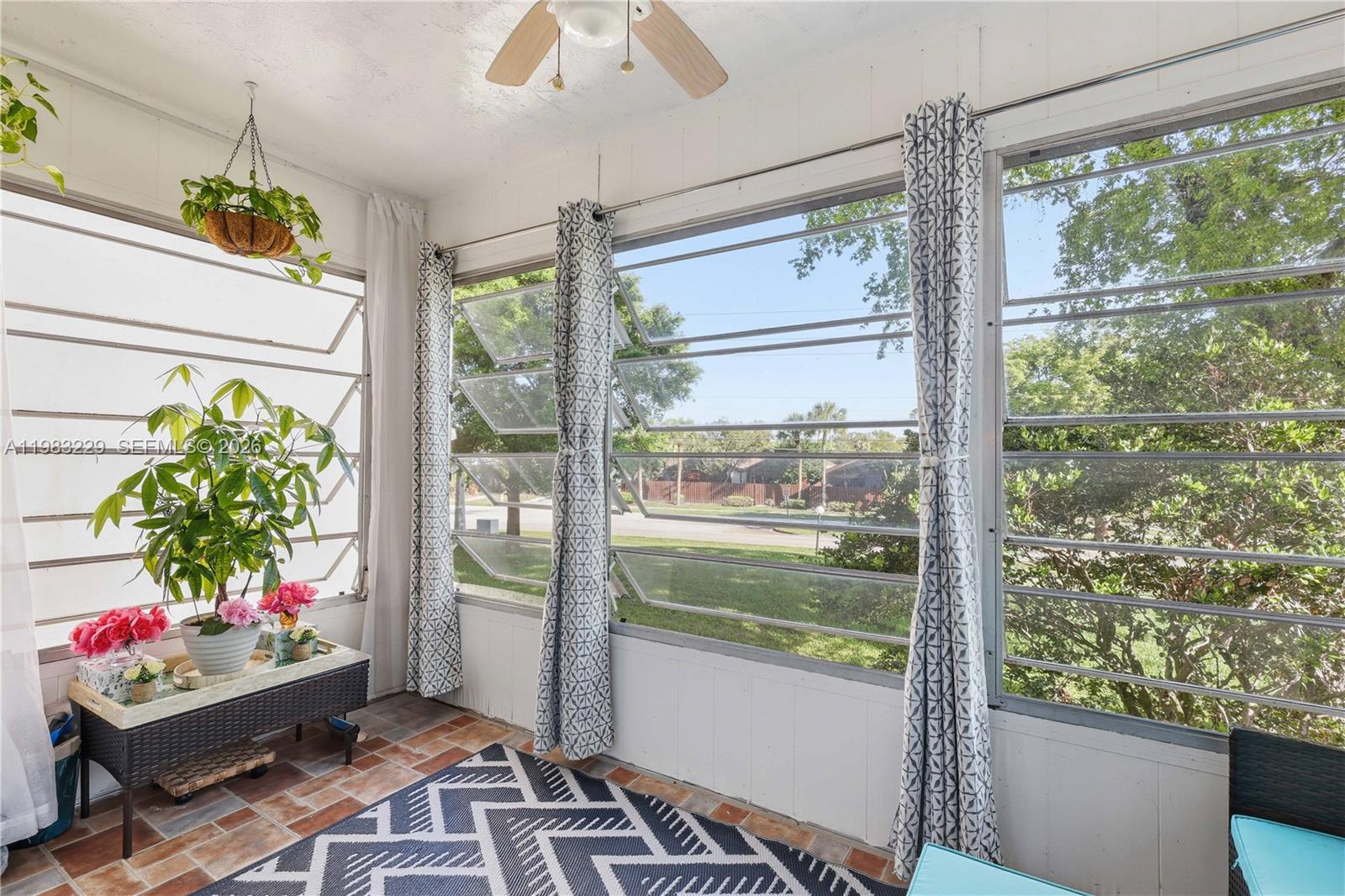 OMEGA CONDO NO 3 - Residential