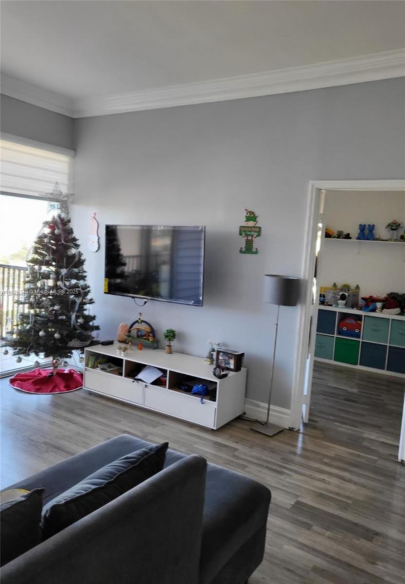 CORONADO CONDO- TOWER I - Residential