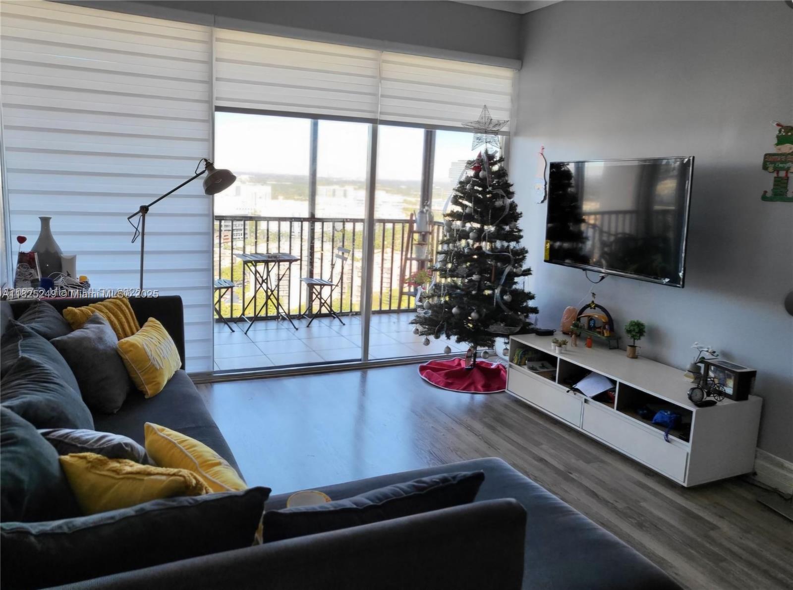 CORONADO CONDO- TOWER I - Residential