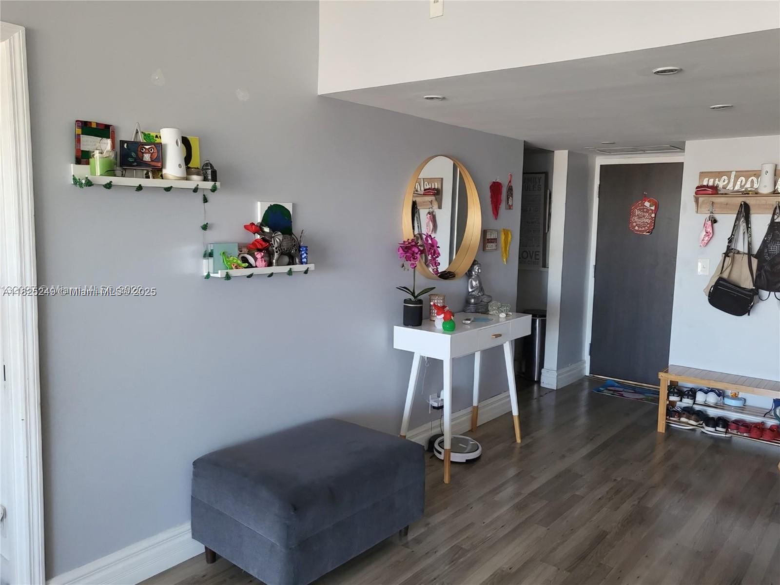 CORONADO CONDO- TOWER I - Residential