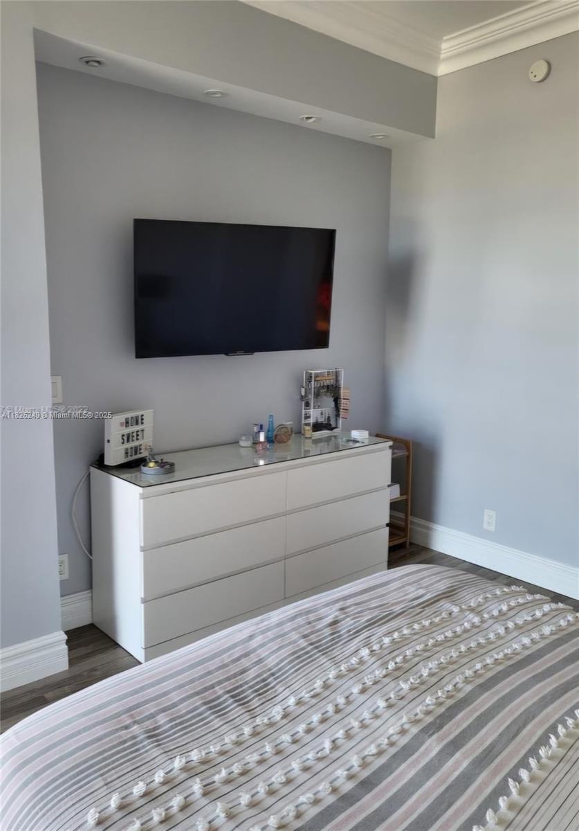 CORONADO CONDO- TOWER I - Residential