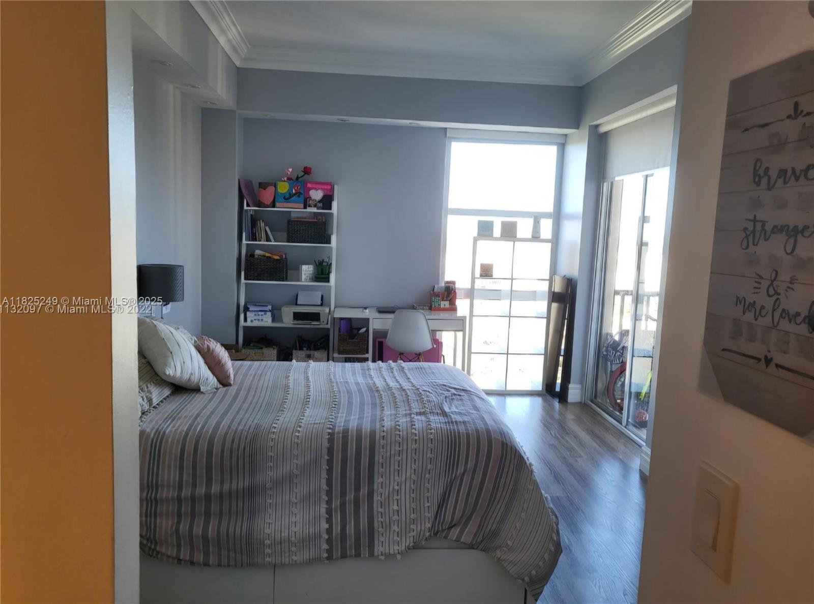 CORONADO CONDO- TOWER I - Residential