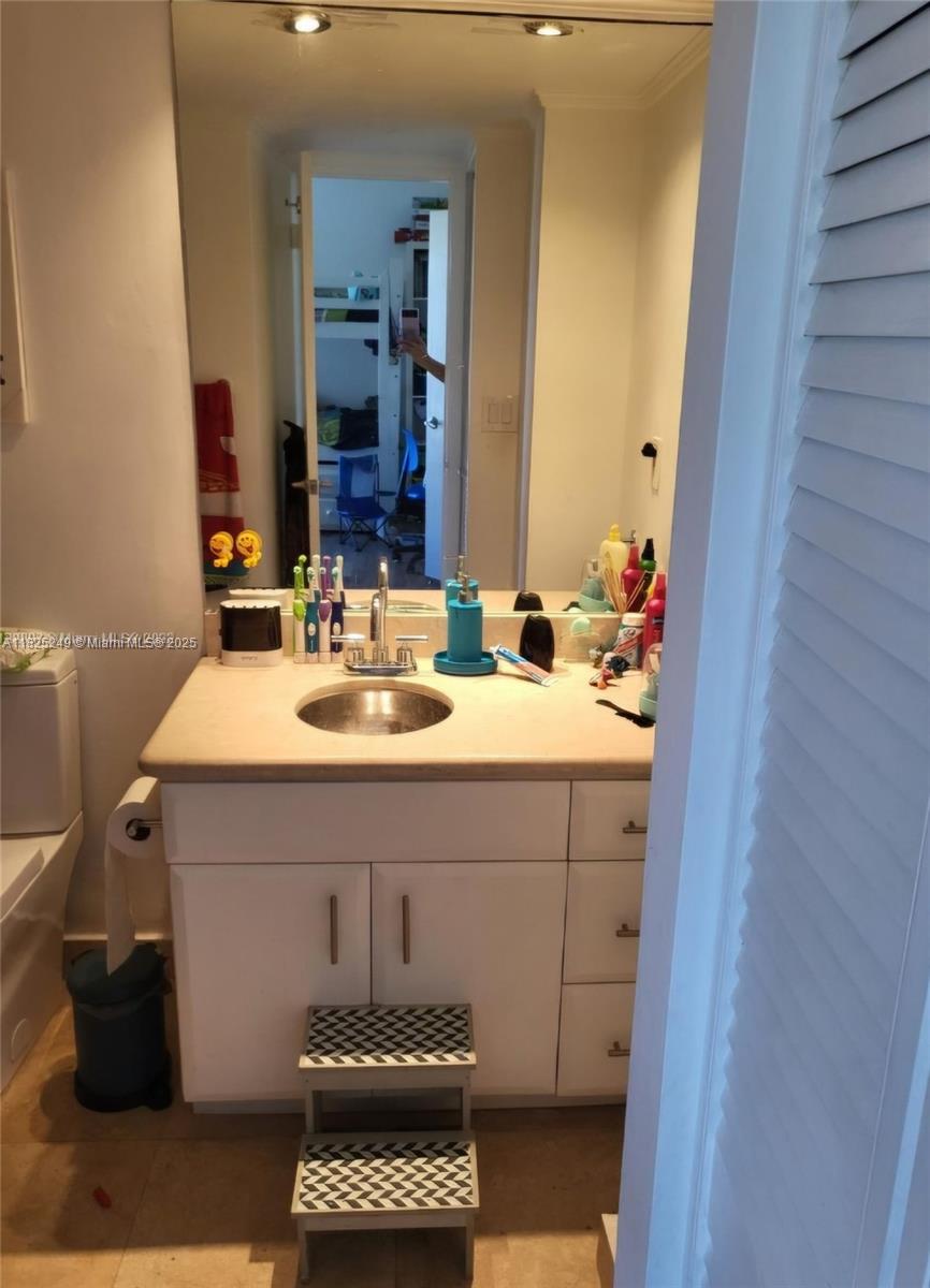 CORONADO CONDO- TOWER I - Residential