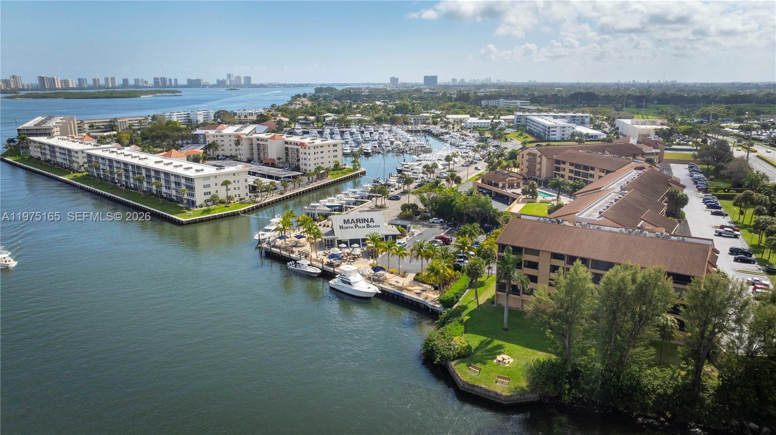 MARINA BAY CONDO - Residential