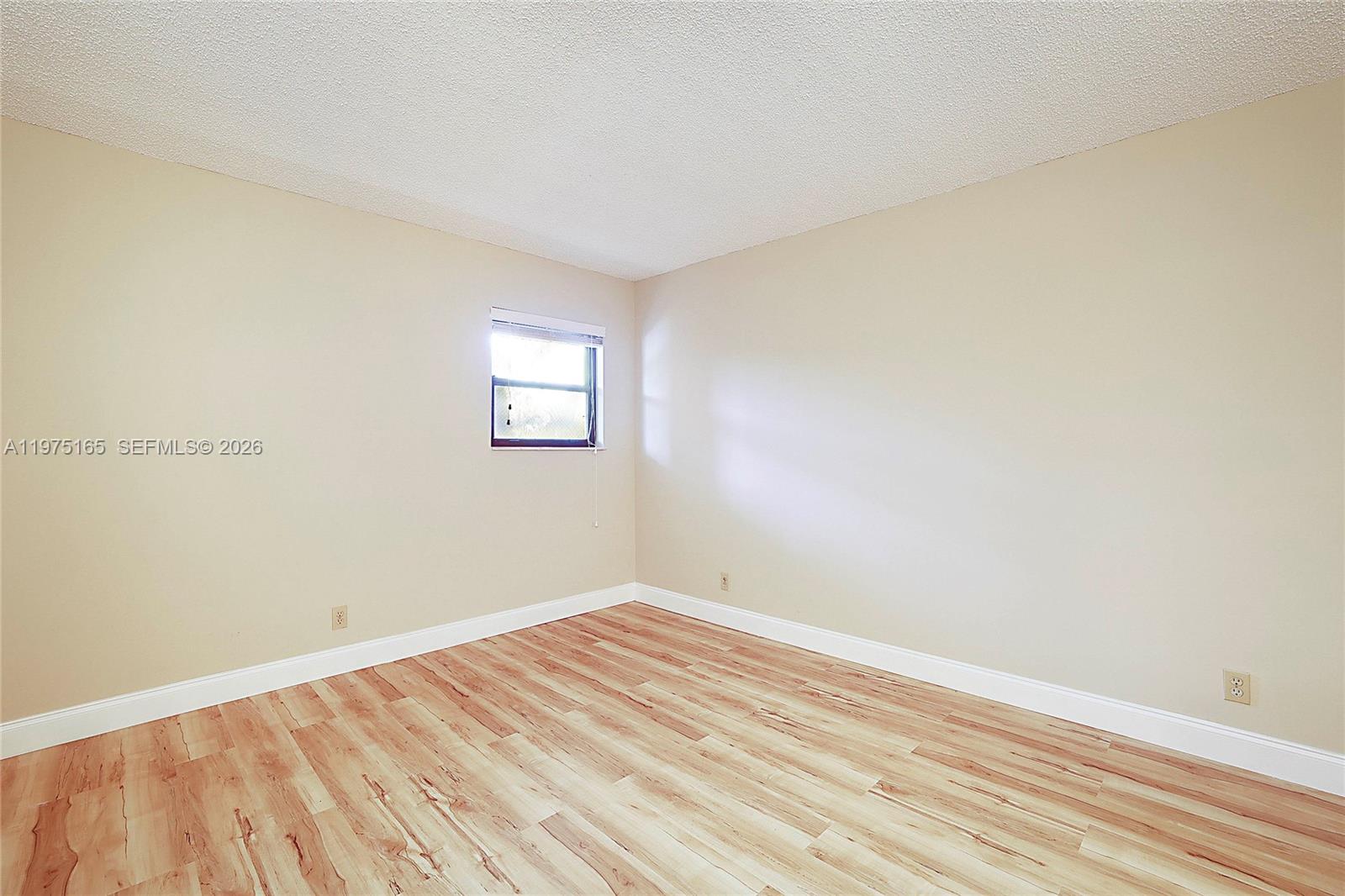 MARINA BAY CONDO - Residential