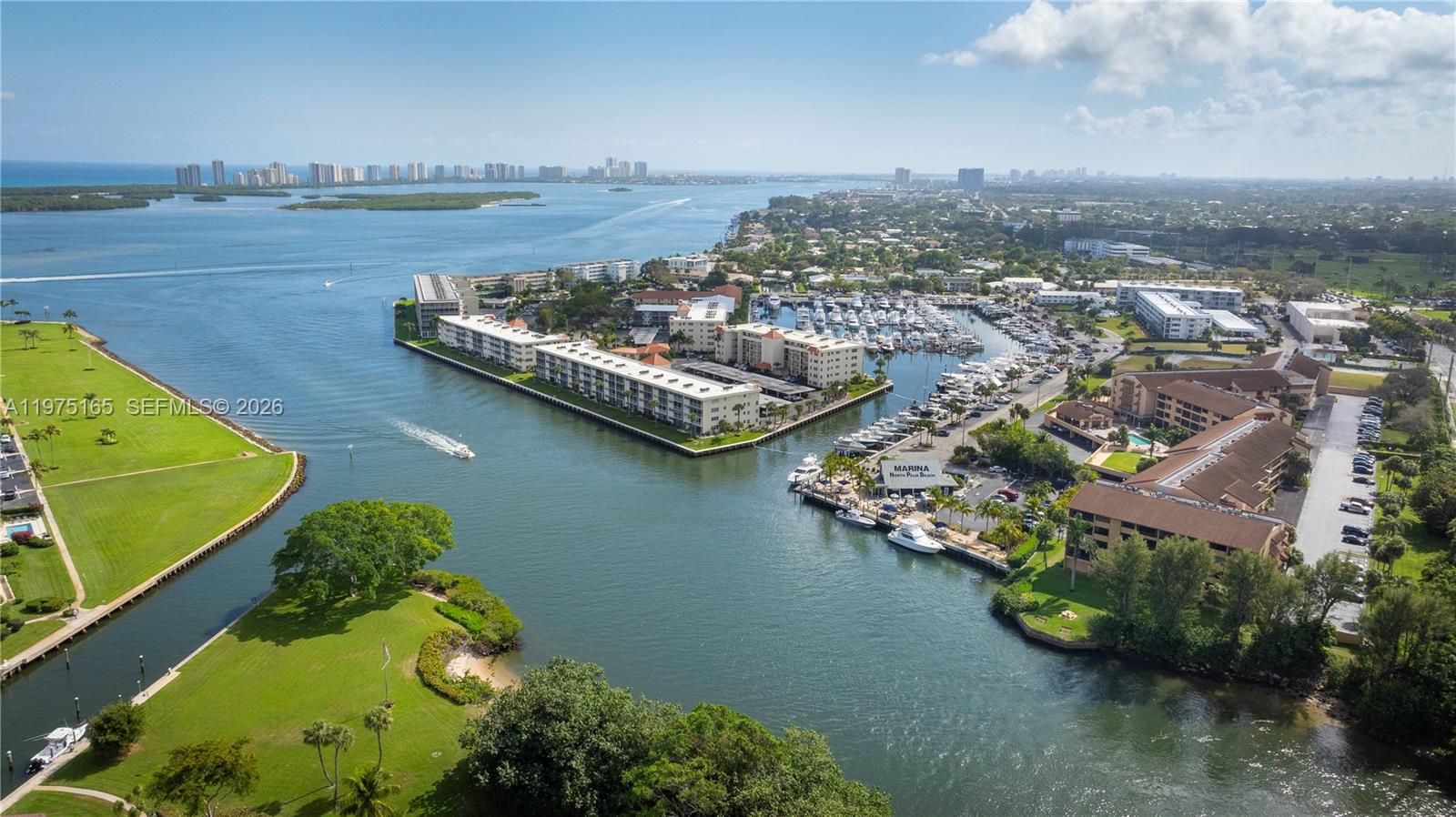 MARINA BAY CONDO - Residential