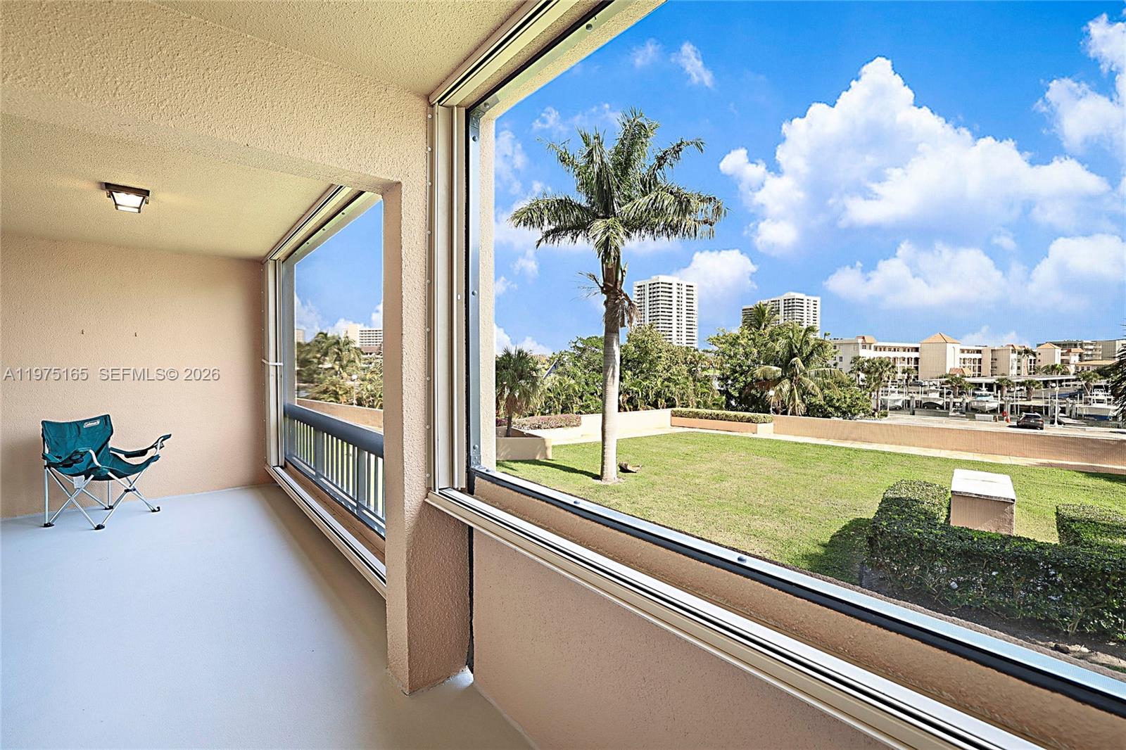 MARINA BAY CONDO - Residential