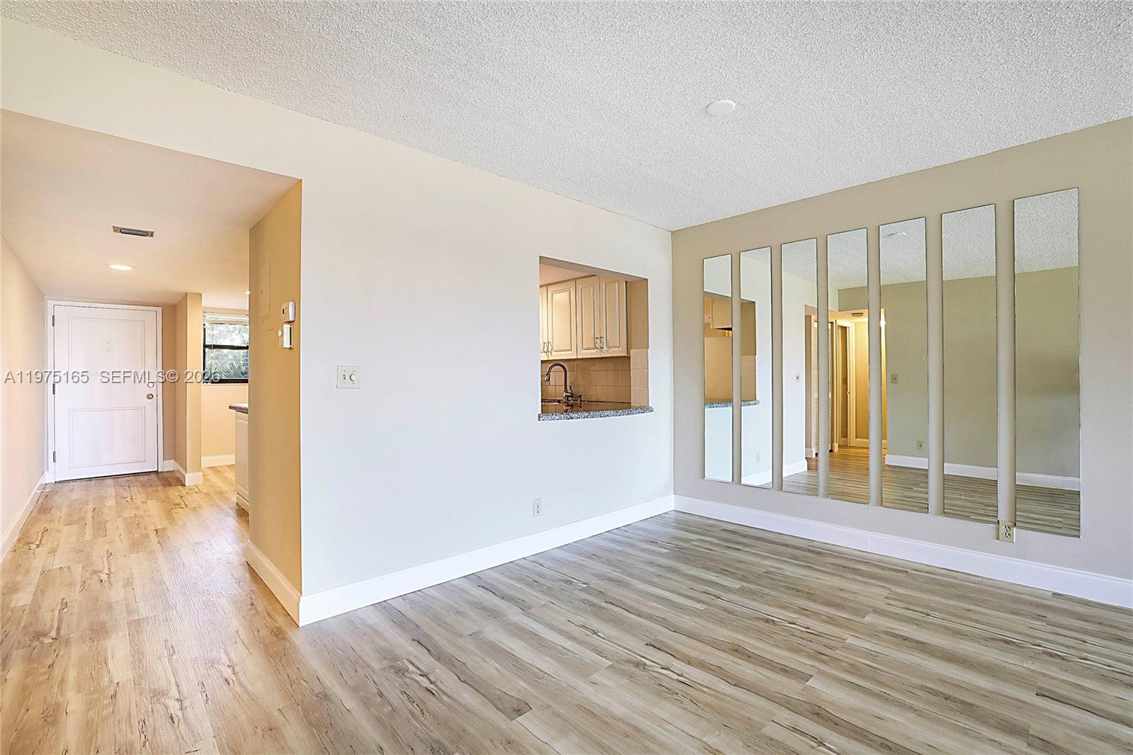 MARINA BAY CONDO - Residential