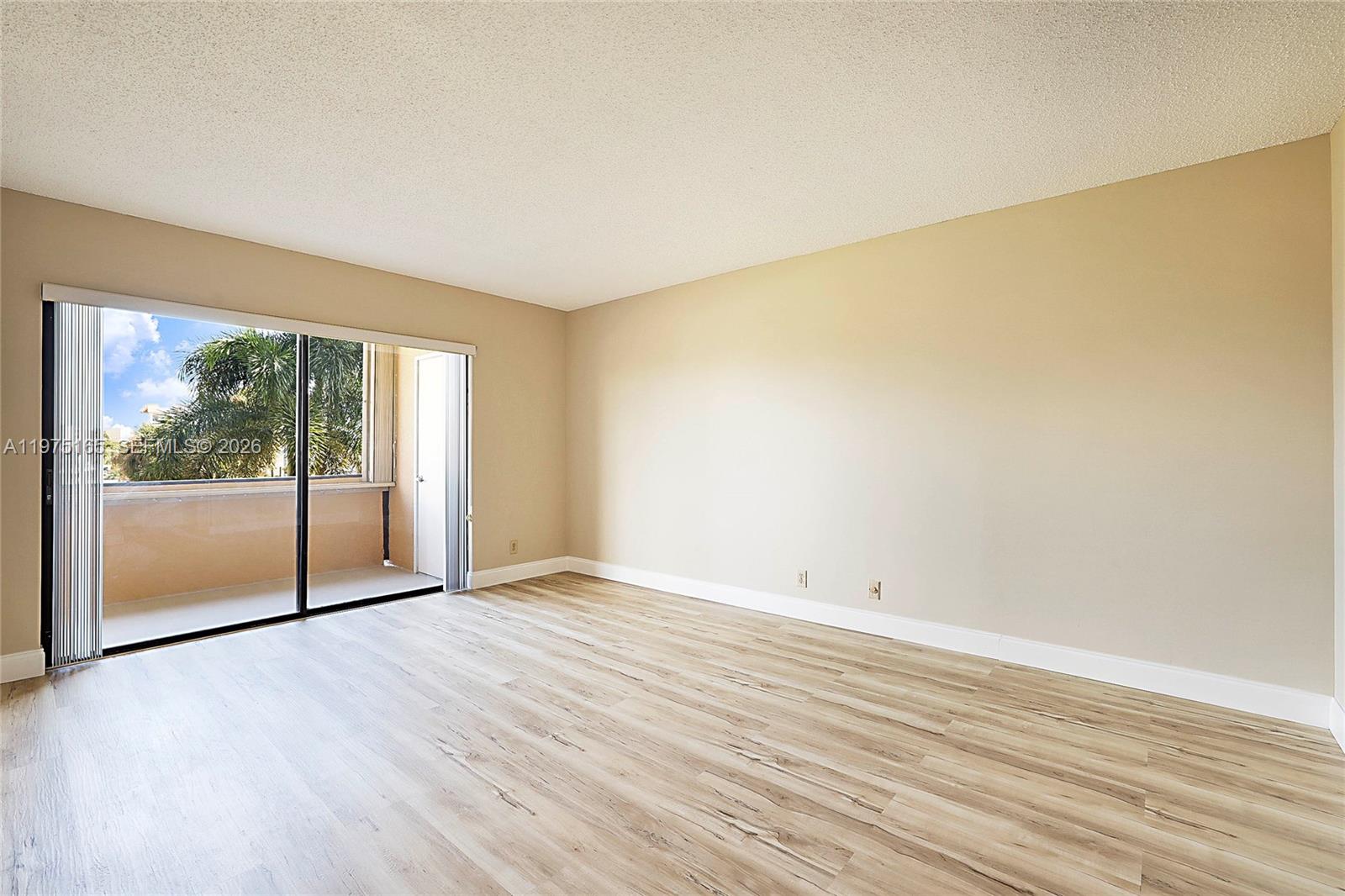 MARINA BAY CONDO - Residential