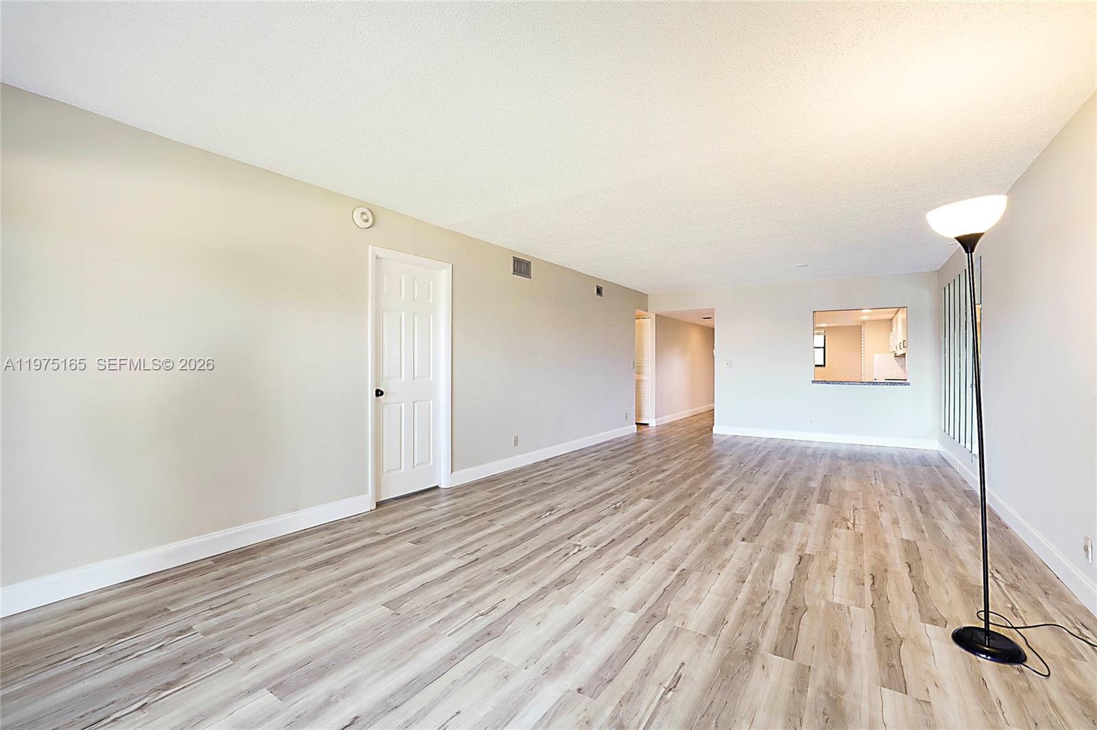 MARINA BAY CONDO - Residential