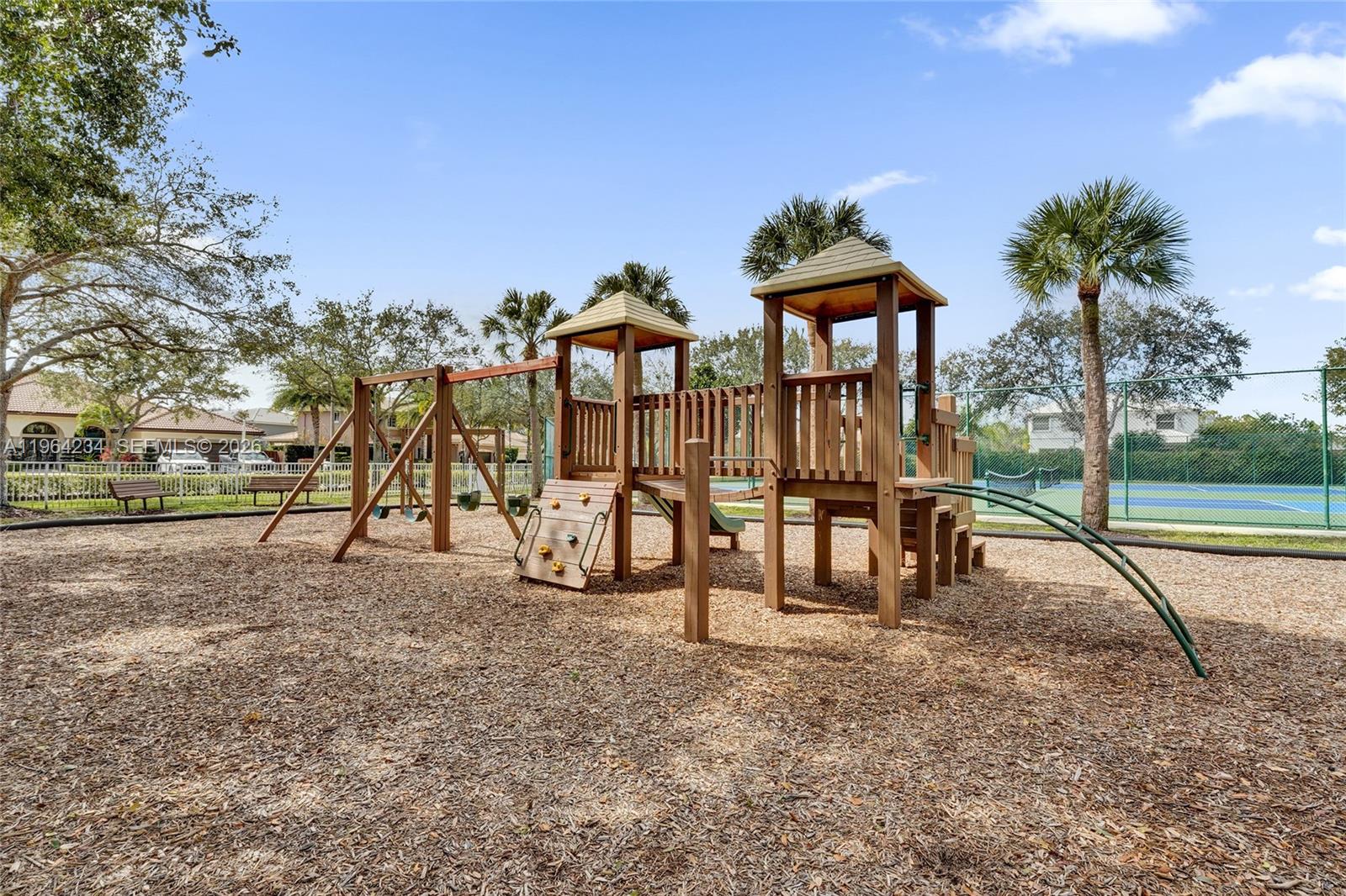 STONERIDGE LAKE ESTATES P - Residential