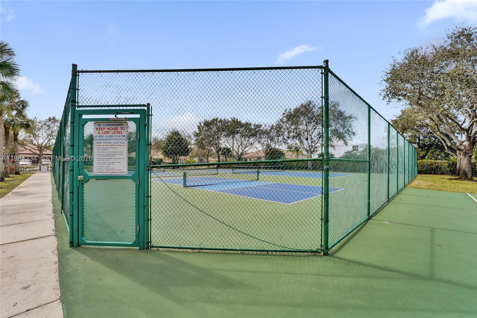 STONERIDGE LAKE ESTATES P - Residential