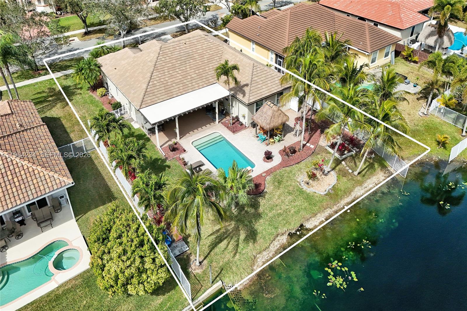 STONERIDGE LAKE ESTATES P - Residential