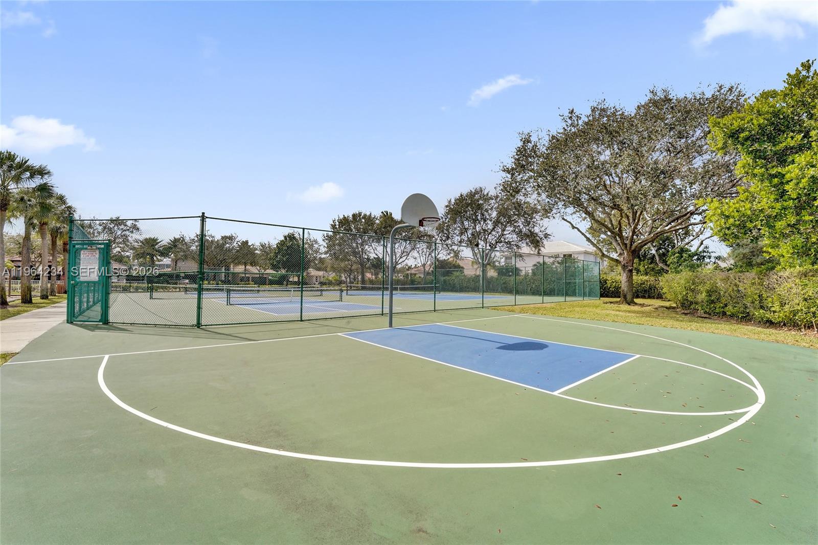 STONERIDGE LAKE ESTATES P - Residential