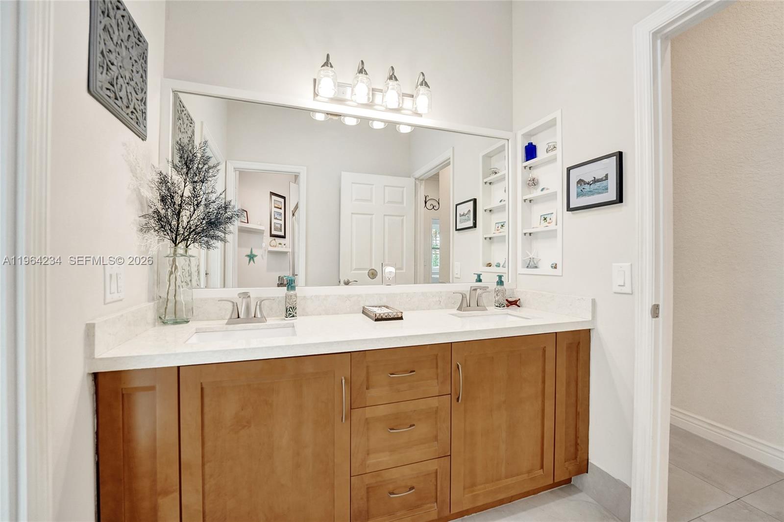 STONERIDGE LAKE ESTATES P - Residential