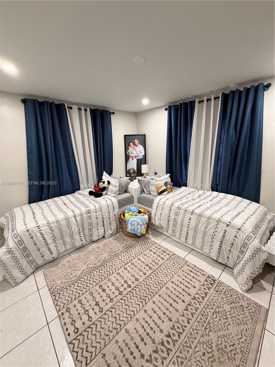 NICHOLS HEIGHTS - Residential