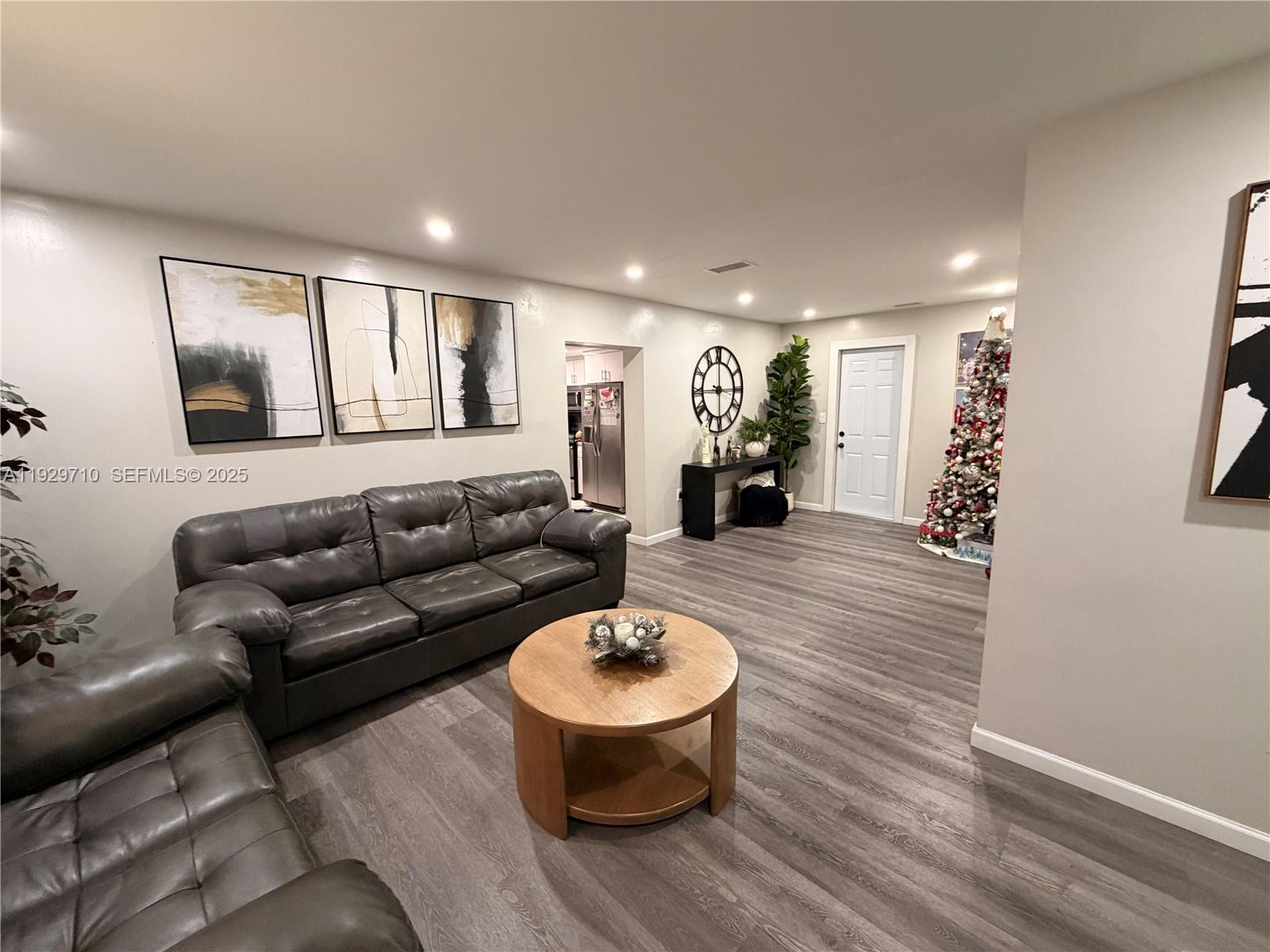 NICHOLS HEIGHTS - Residential