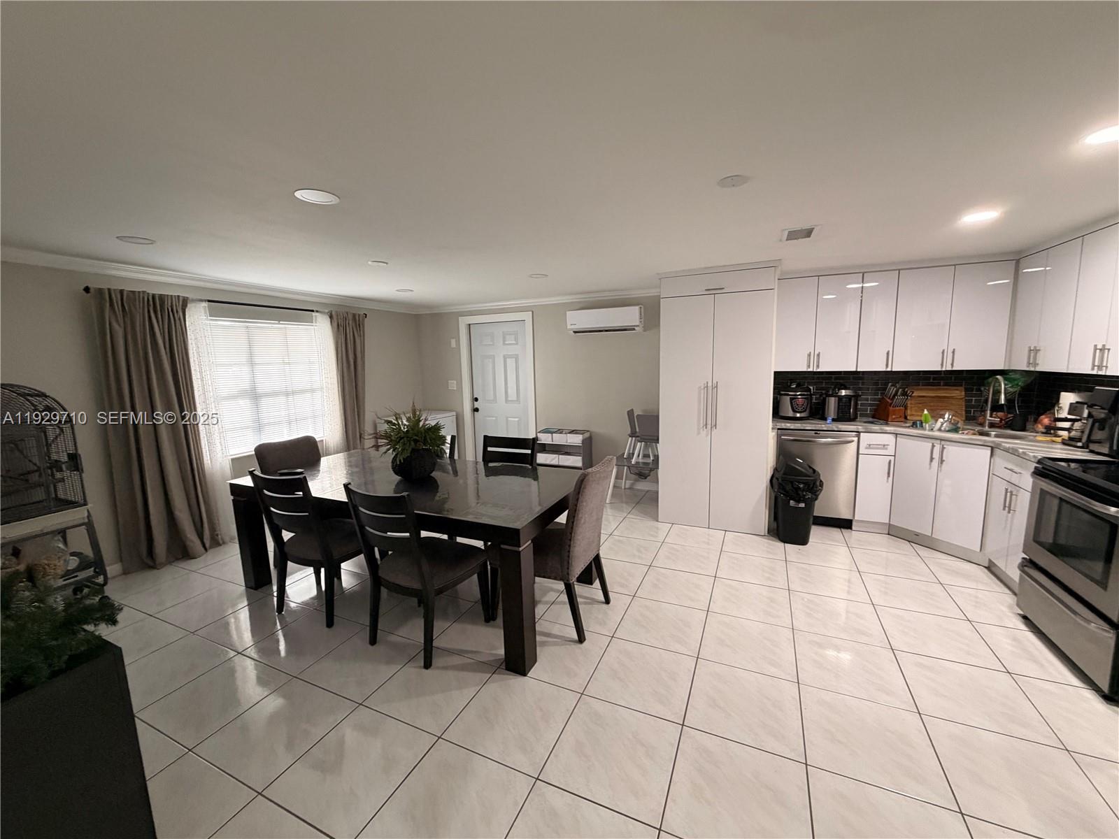 NICHOLS HEIGHTS - Residential