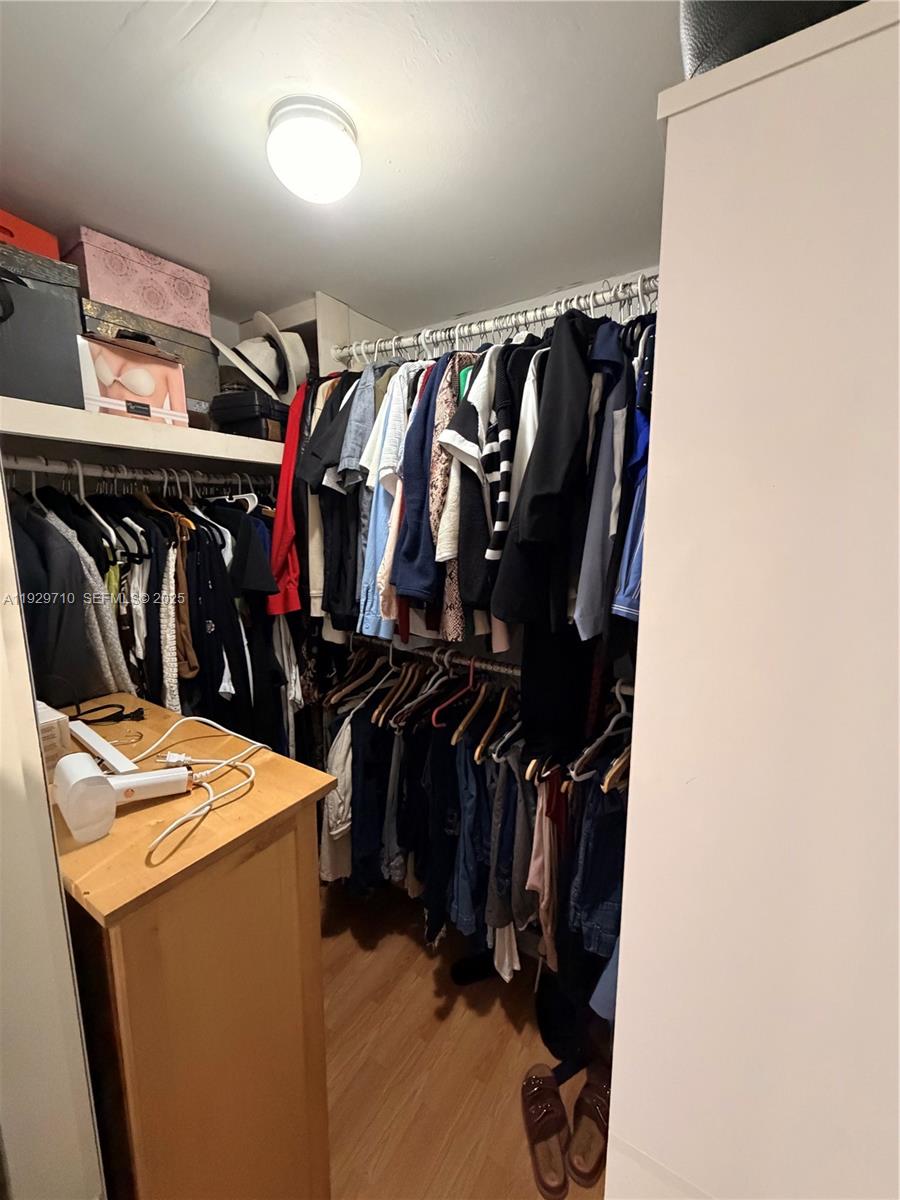 NICHOLS HEIGHTS - Residential