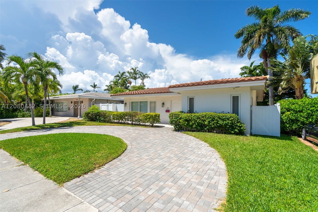 Photo of 821 Harrison St #821, Hollywood, FL 33019 (MLS # A12080482)