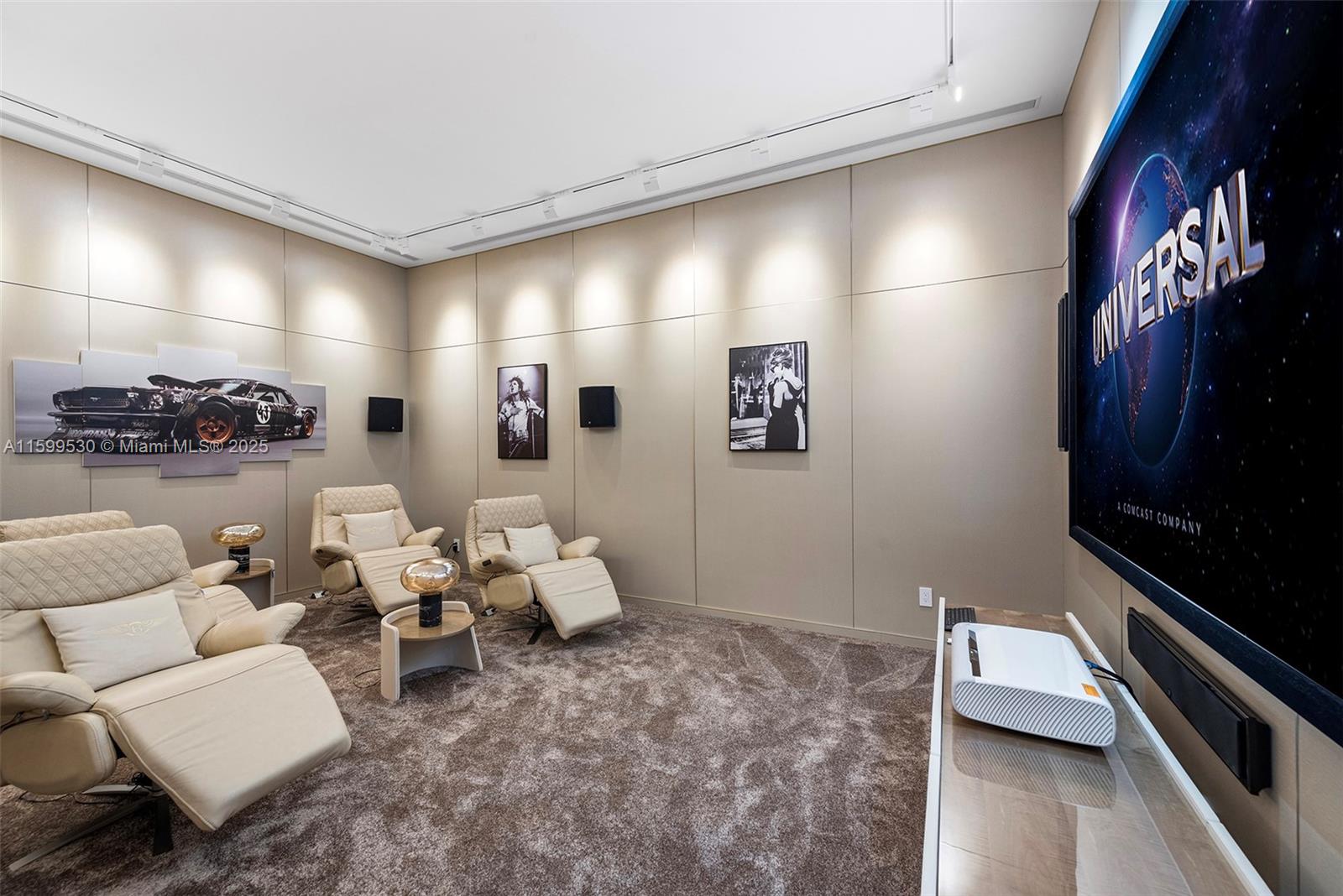 GOLDEN BEACH SEC F - Residential