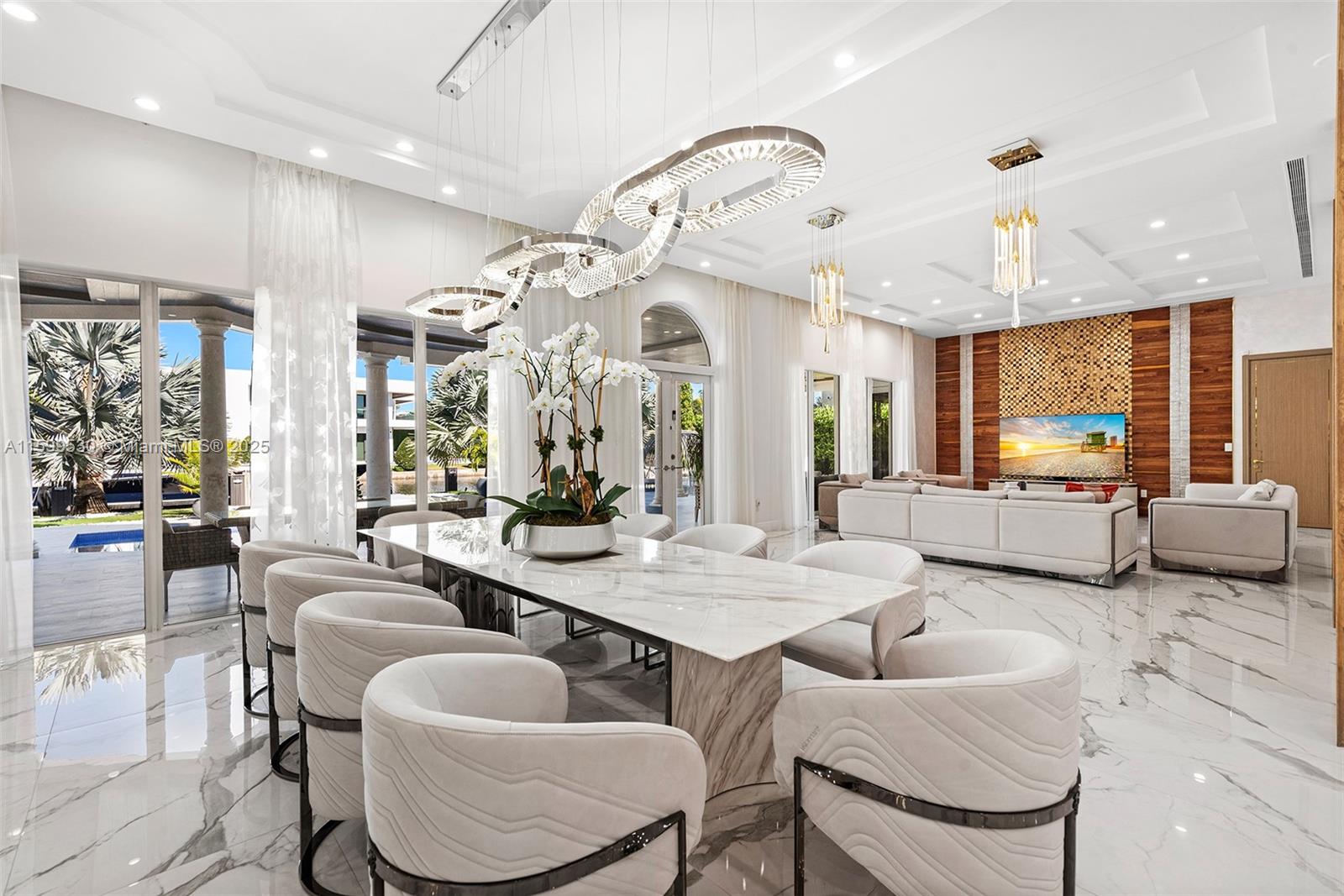 GOLDEN BEACH SEC F - Residential