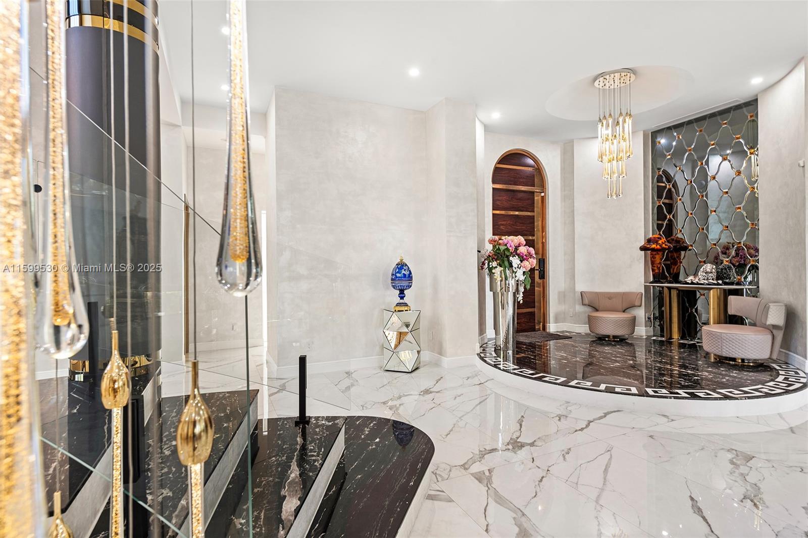 GOLDEN BEACH SEC F - Residential