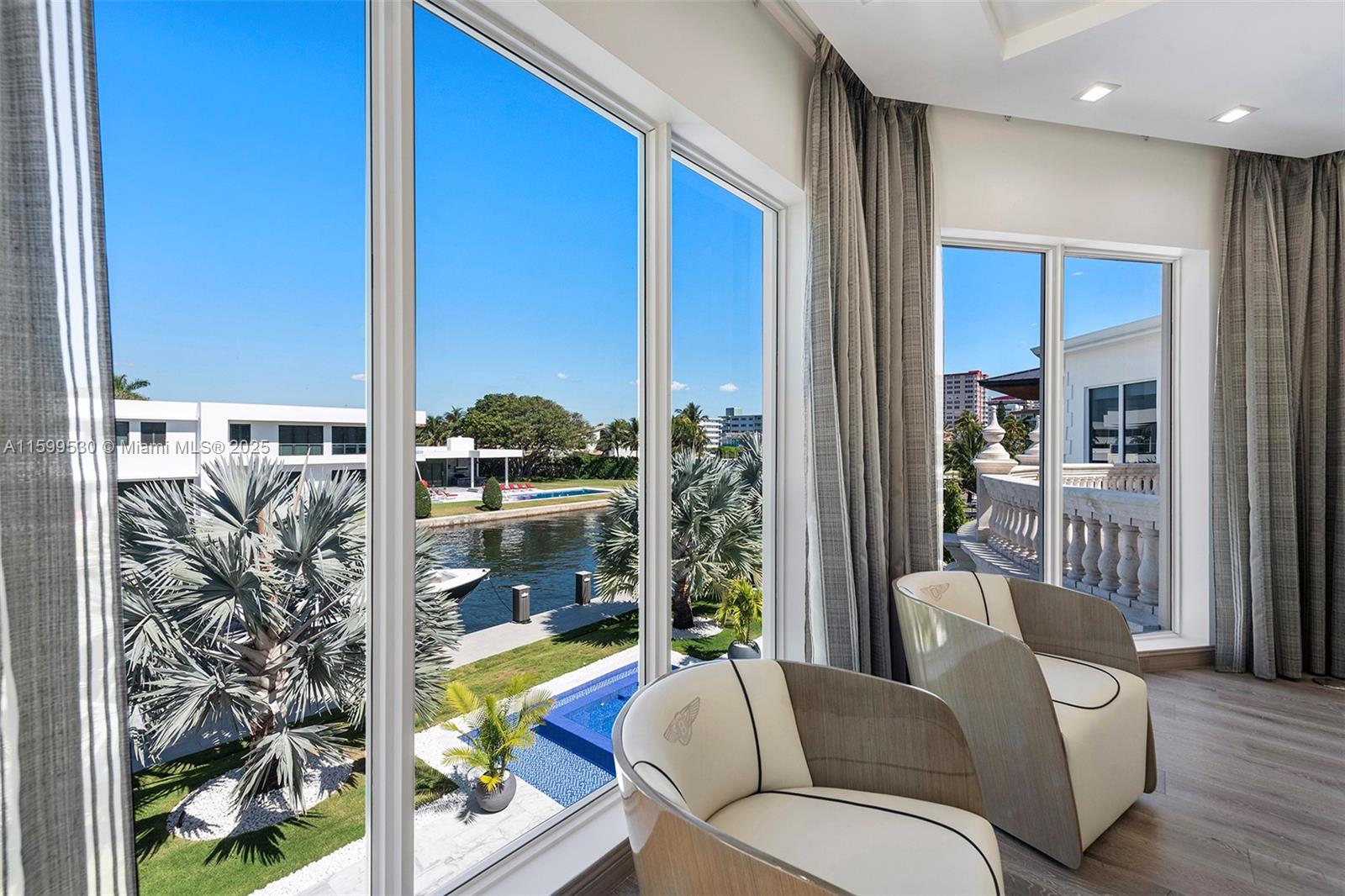 GOLDEN BEACH SEC F - Residential