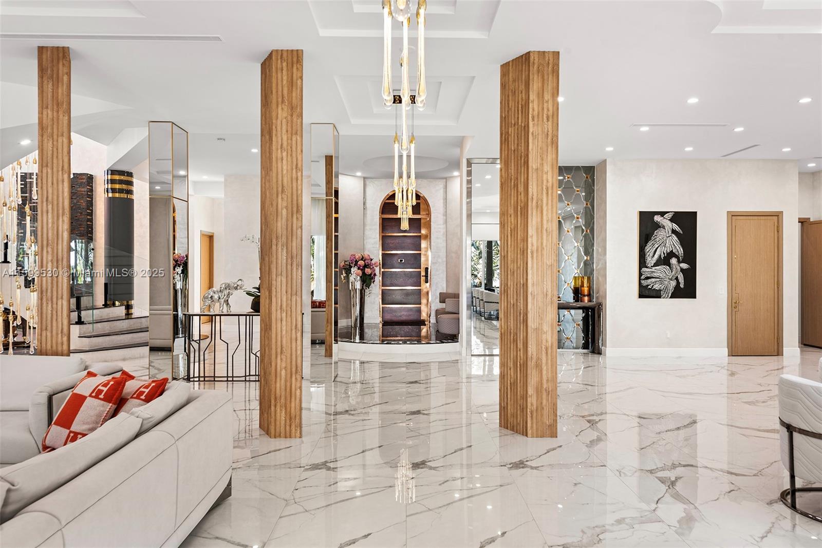 GOLDEN BEACH SEC F - Residential