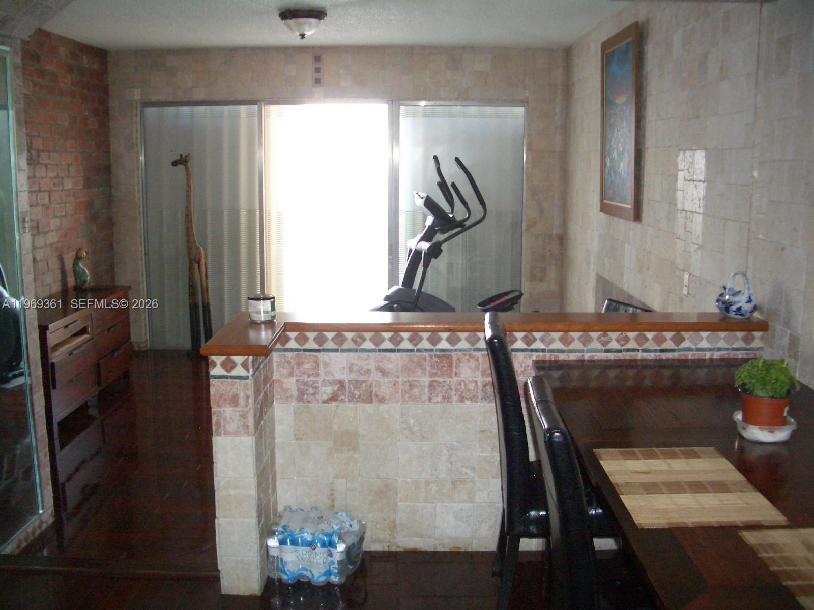 THE BERKELEY CONDO - Residential