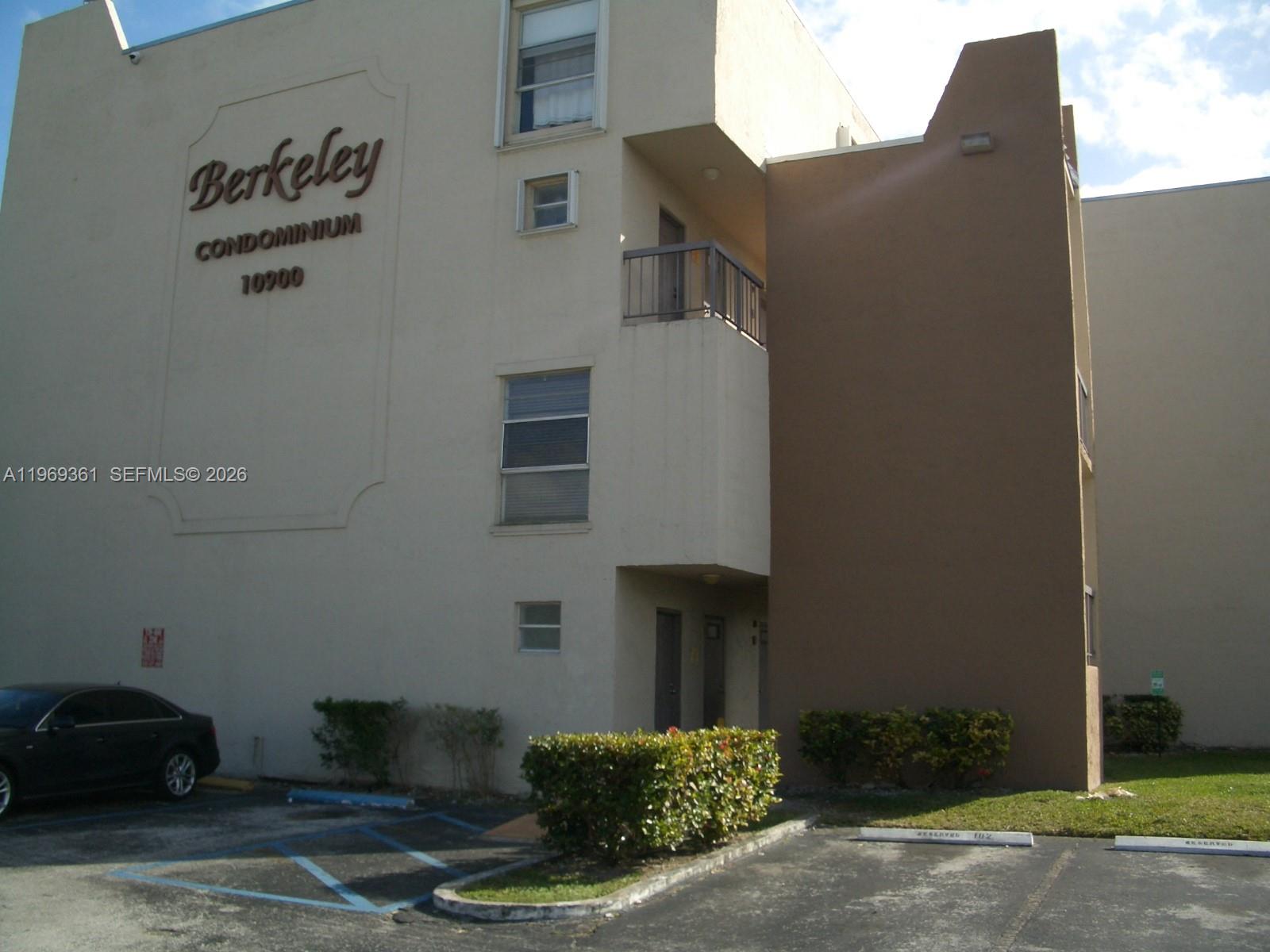 THE BERKELEY CONDO - Residential