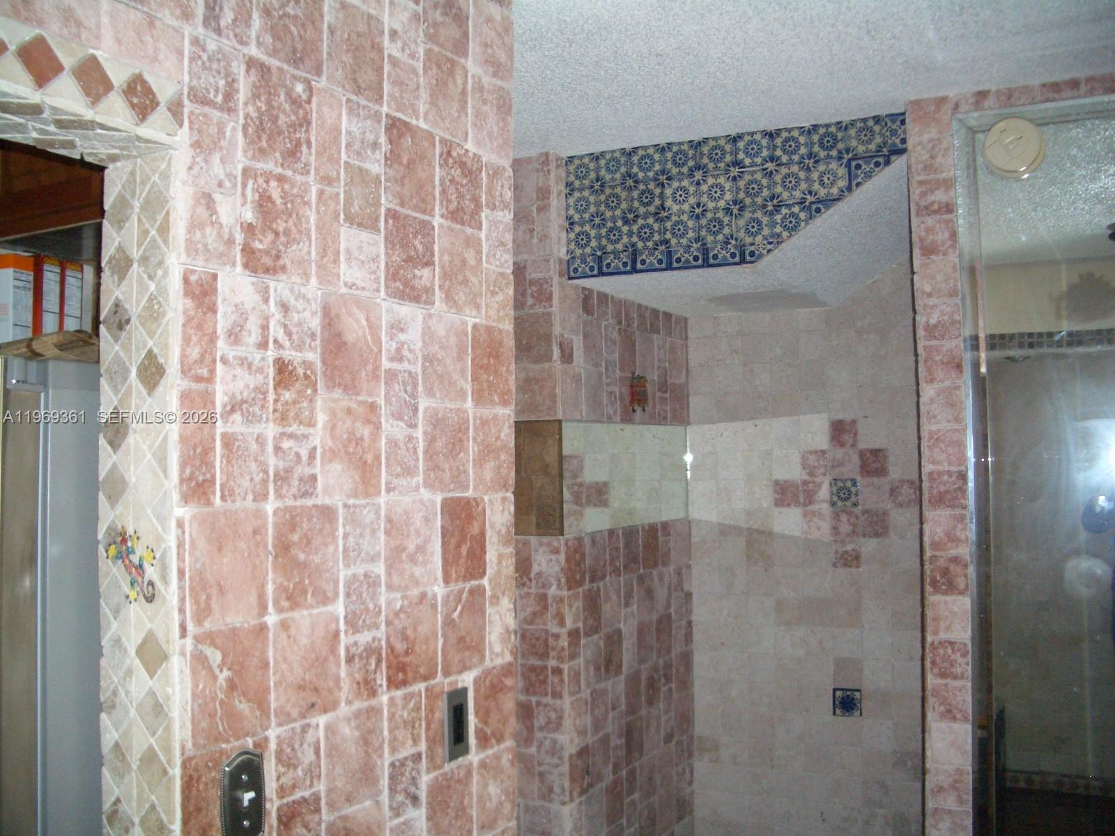 THE BERKELEY CONDO - Residential