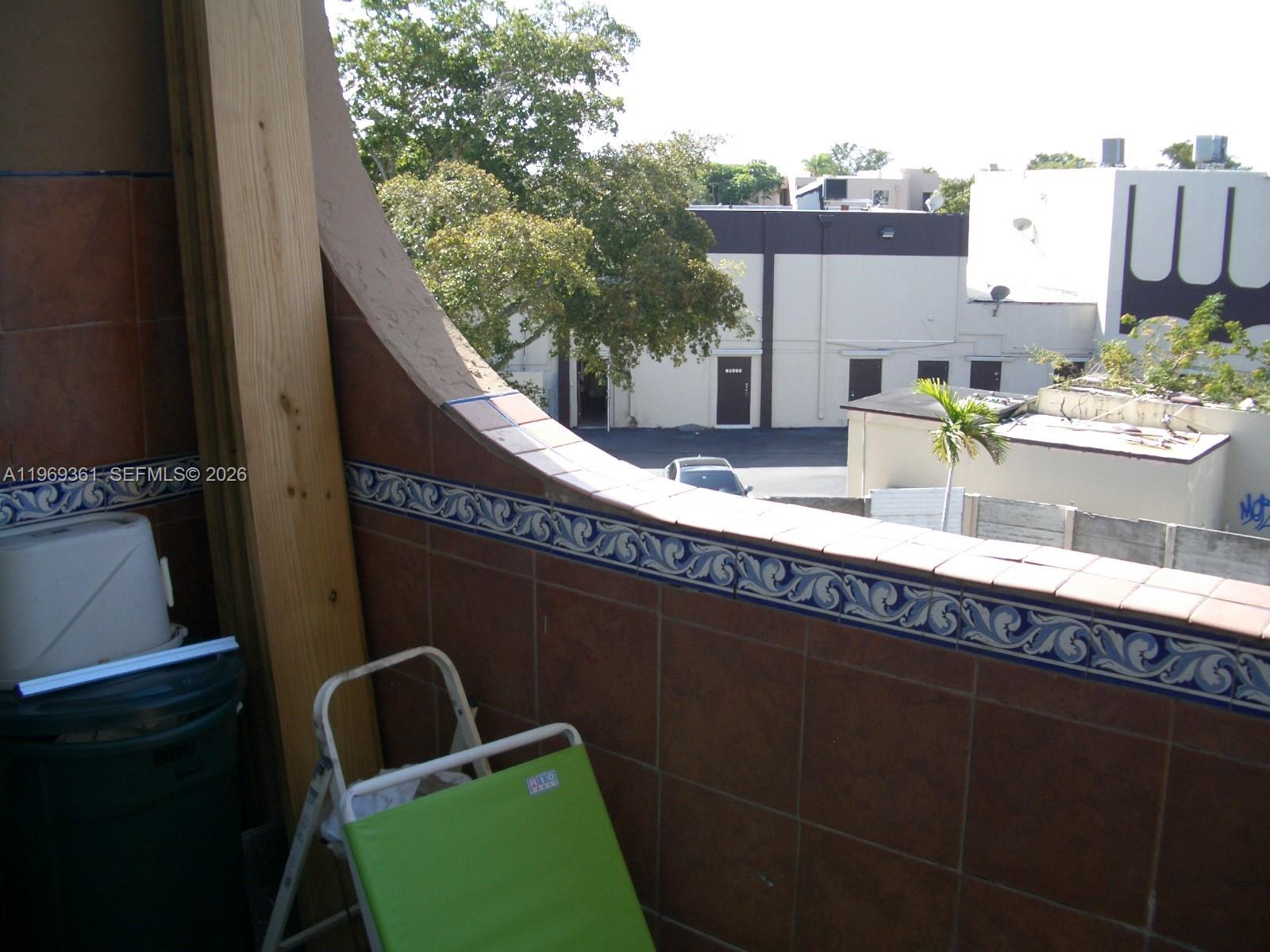 THE BERKELEY CONDO - Residential