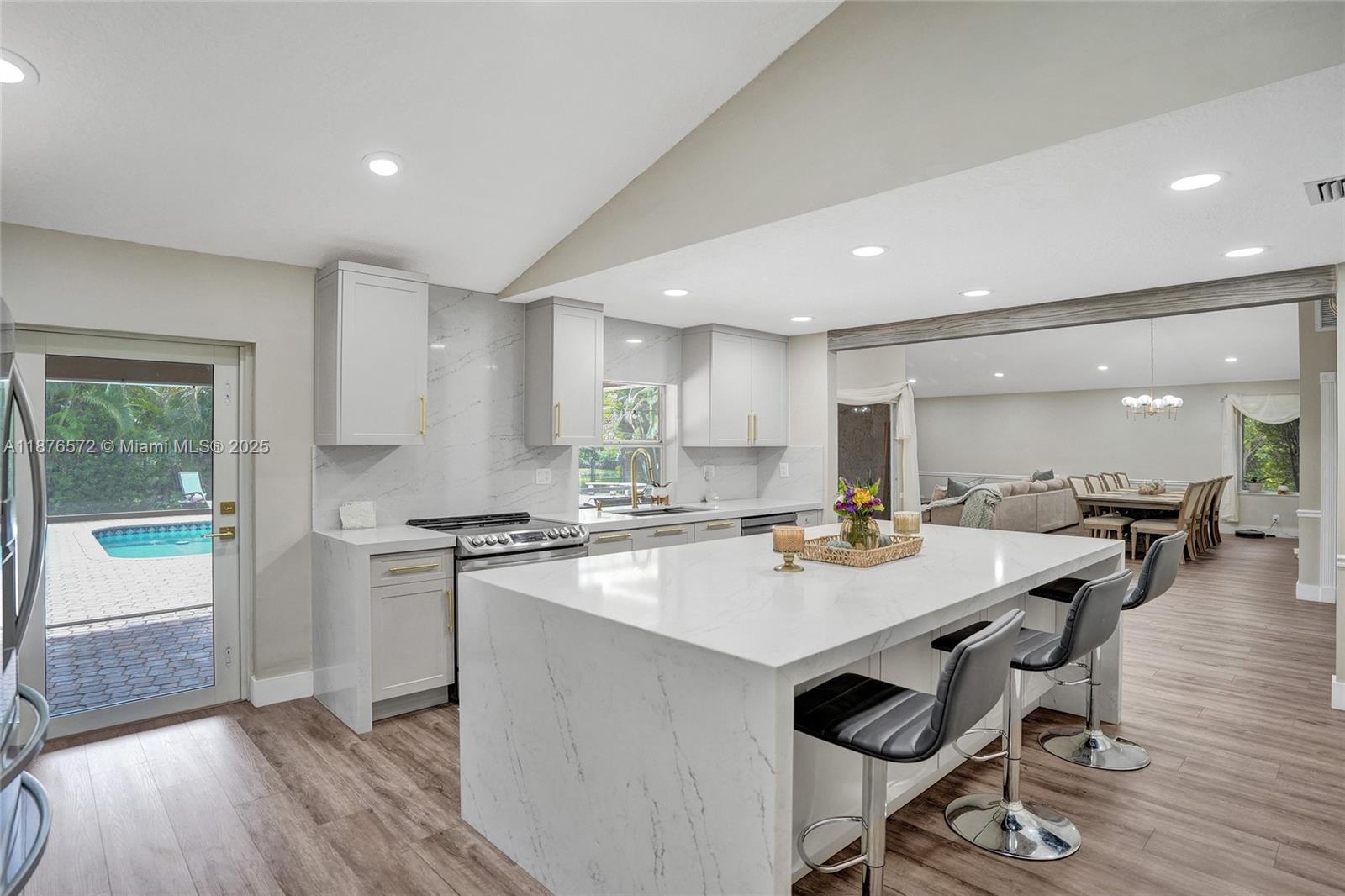 STONEBRIDGE PHASE 1 - Residential