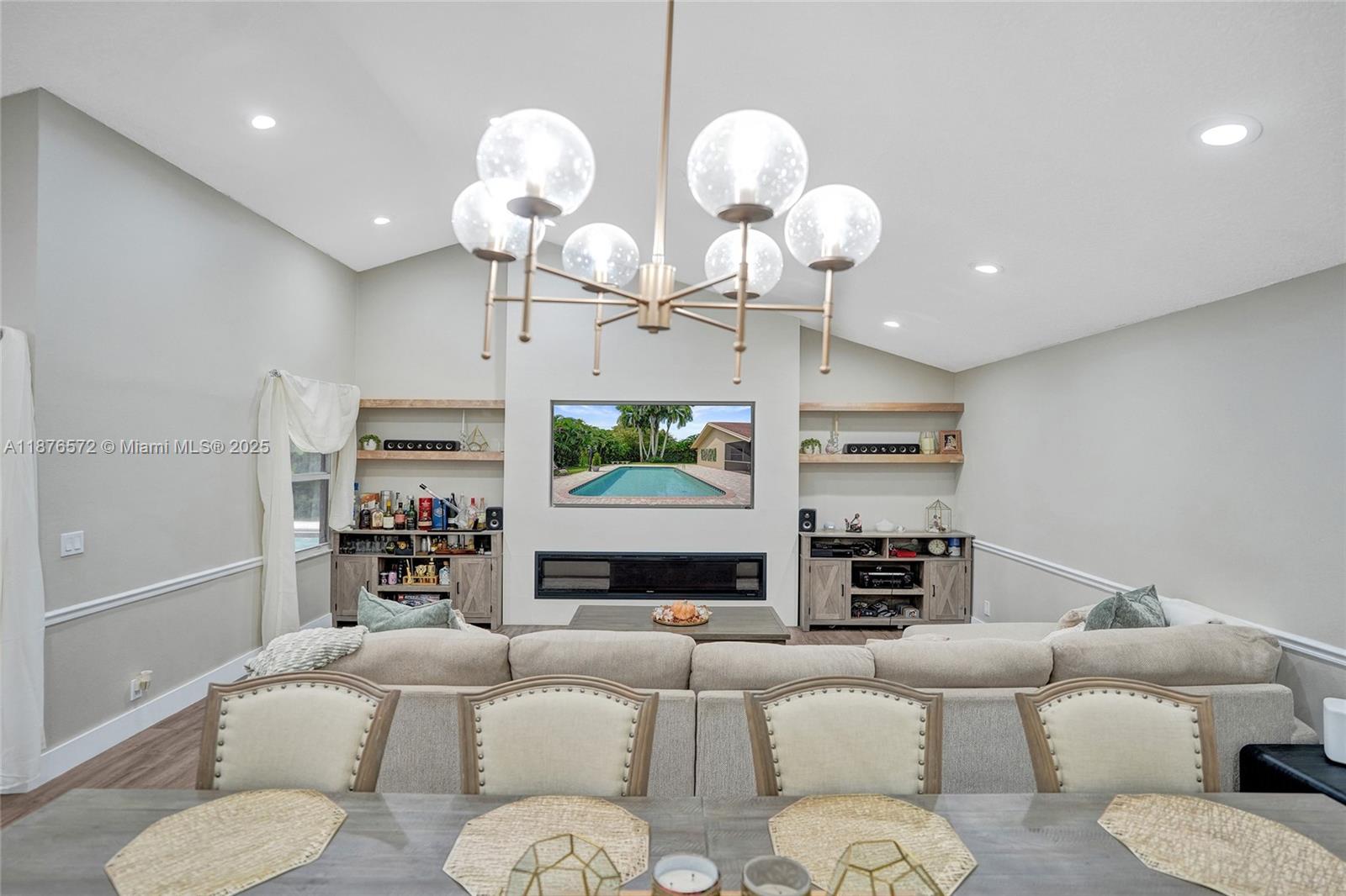 STONEBRIDGE PHASE 1 - Residential