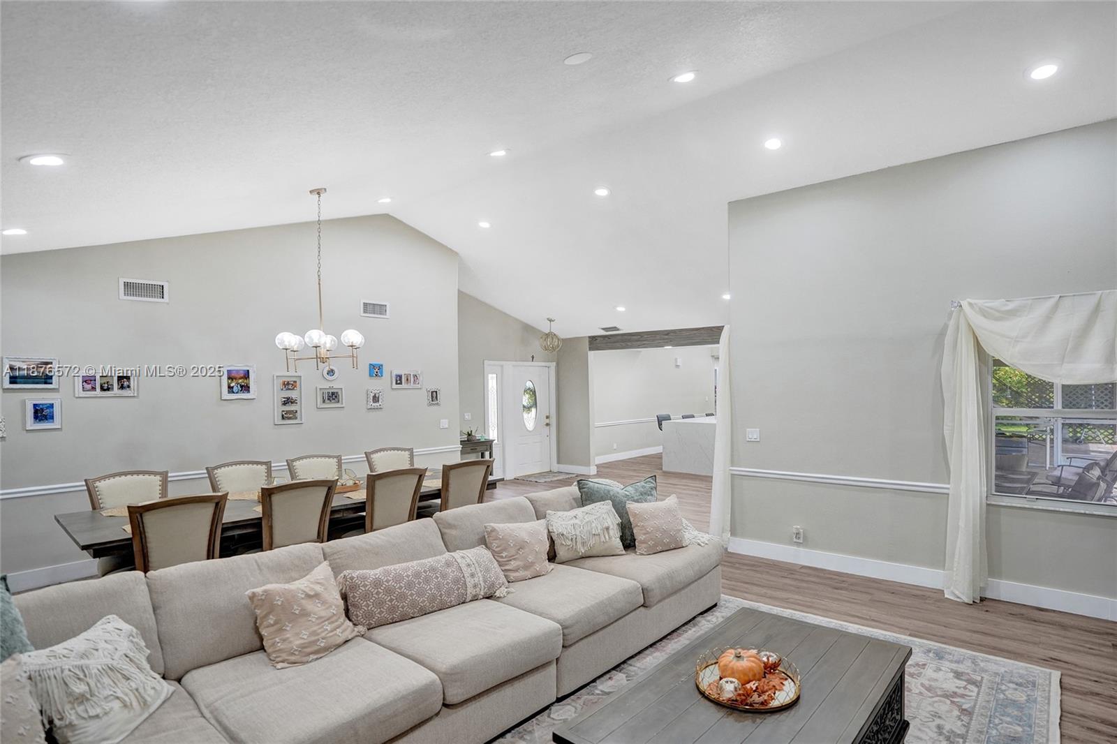 STONEBRIDGE PHASE 1 - Residential