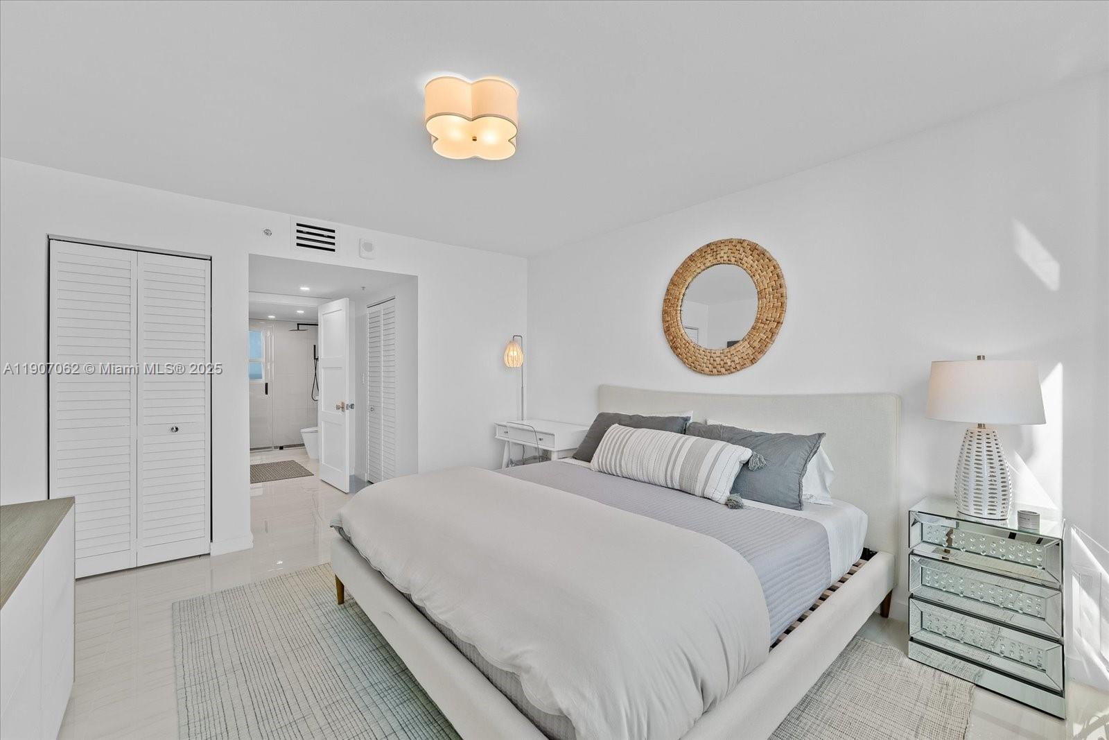 YACHT CLUB AT PORTOFINO C - Residential