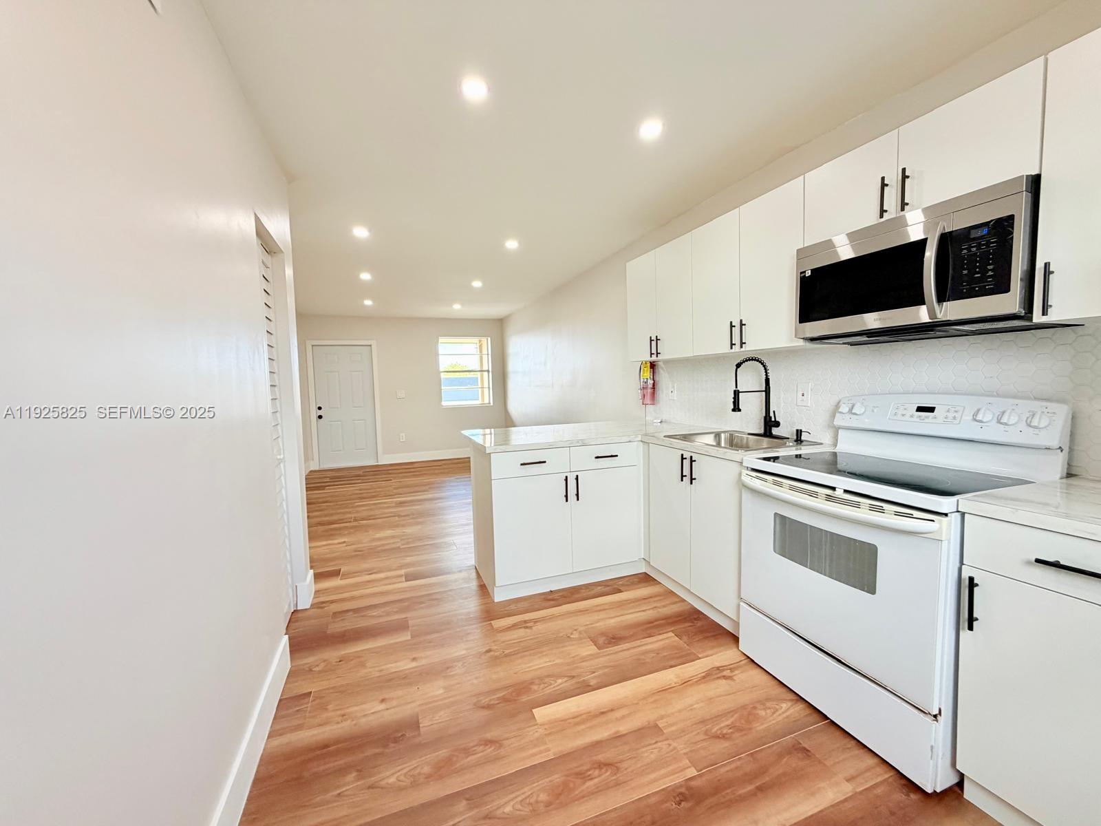 KAY SUB 1ST ADDN - Residential Lease