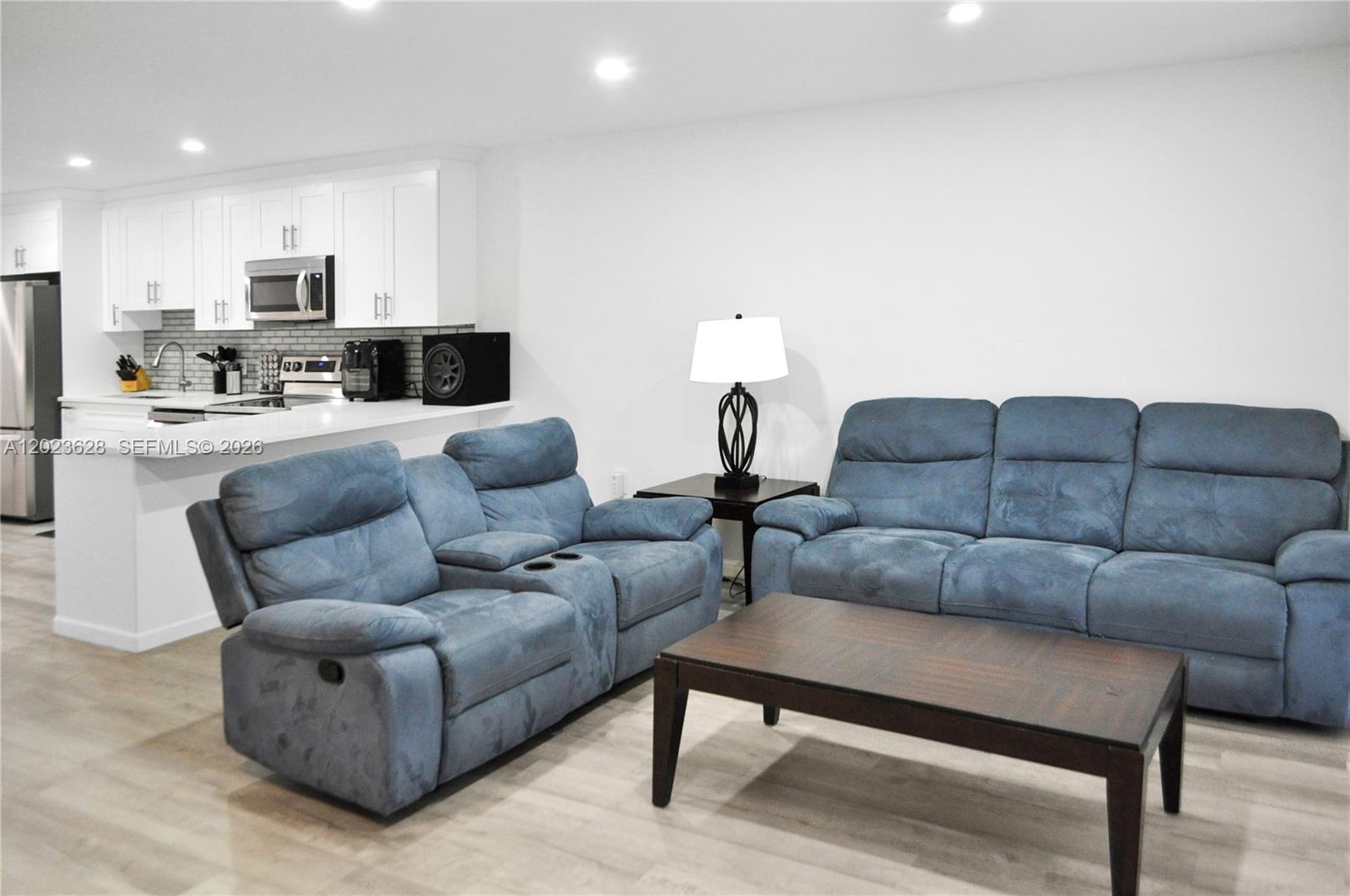 1021 Mockingbird Ln 202