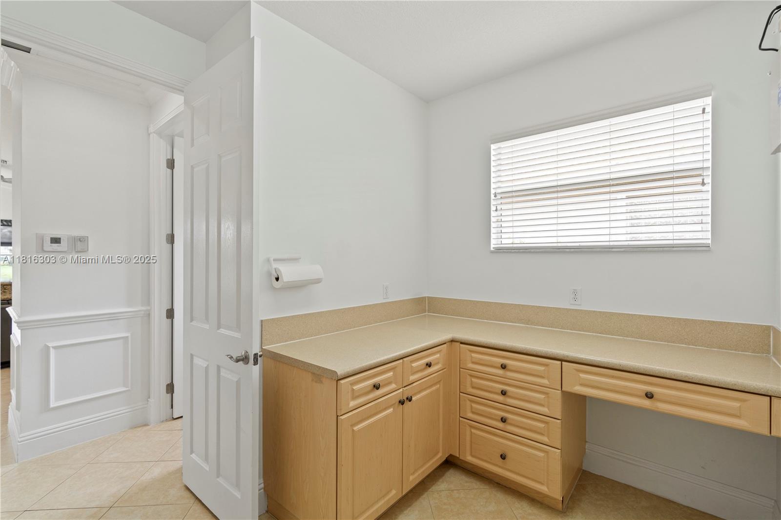 VALENCIA POINTE 1 - Residential
