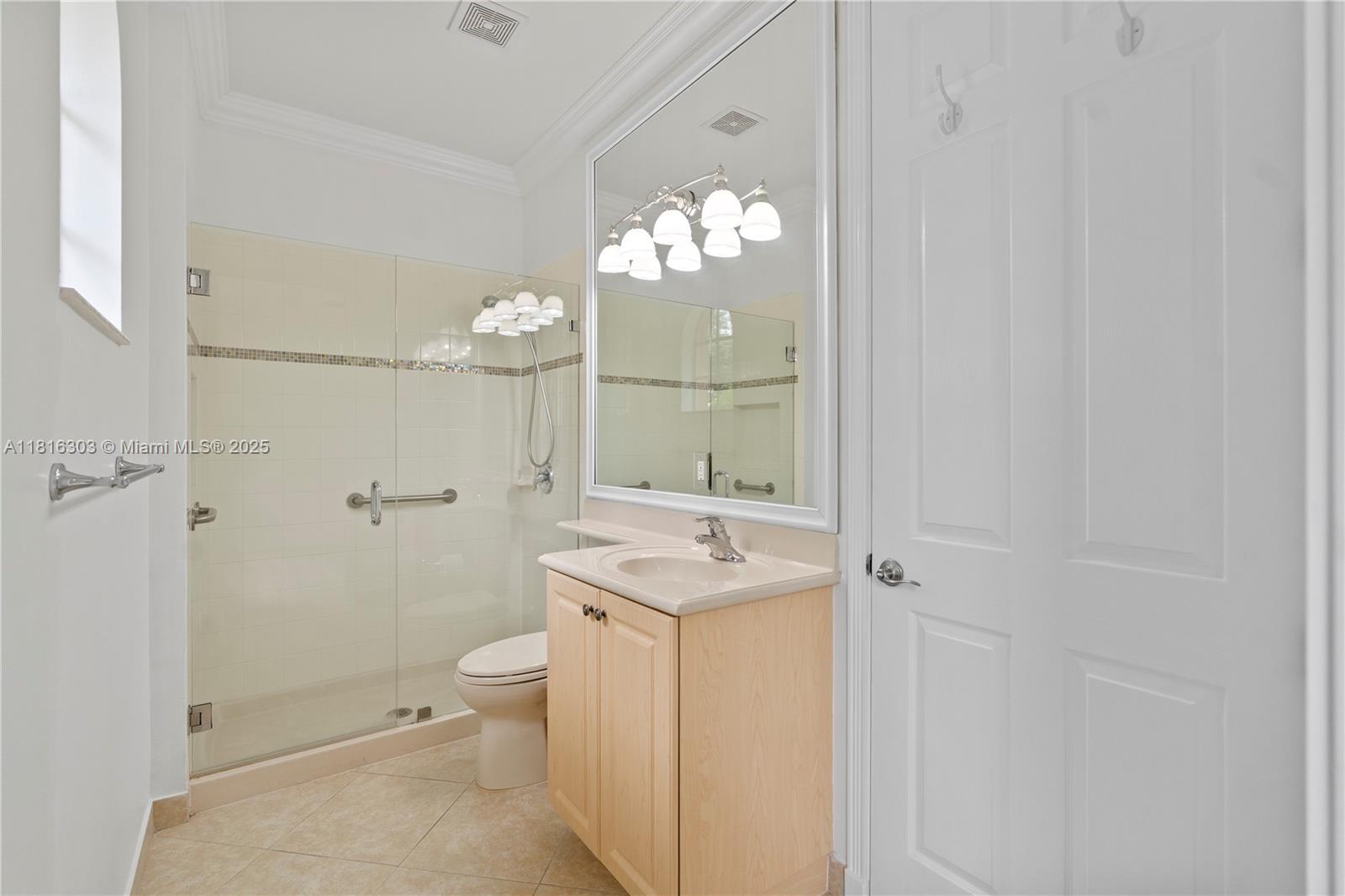 VALENCIA POINTE 1 - Residential