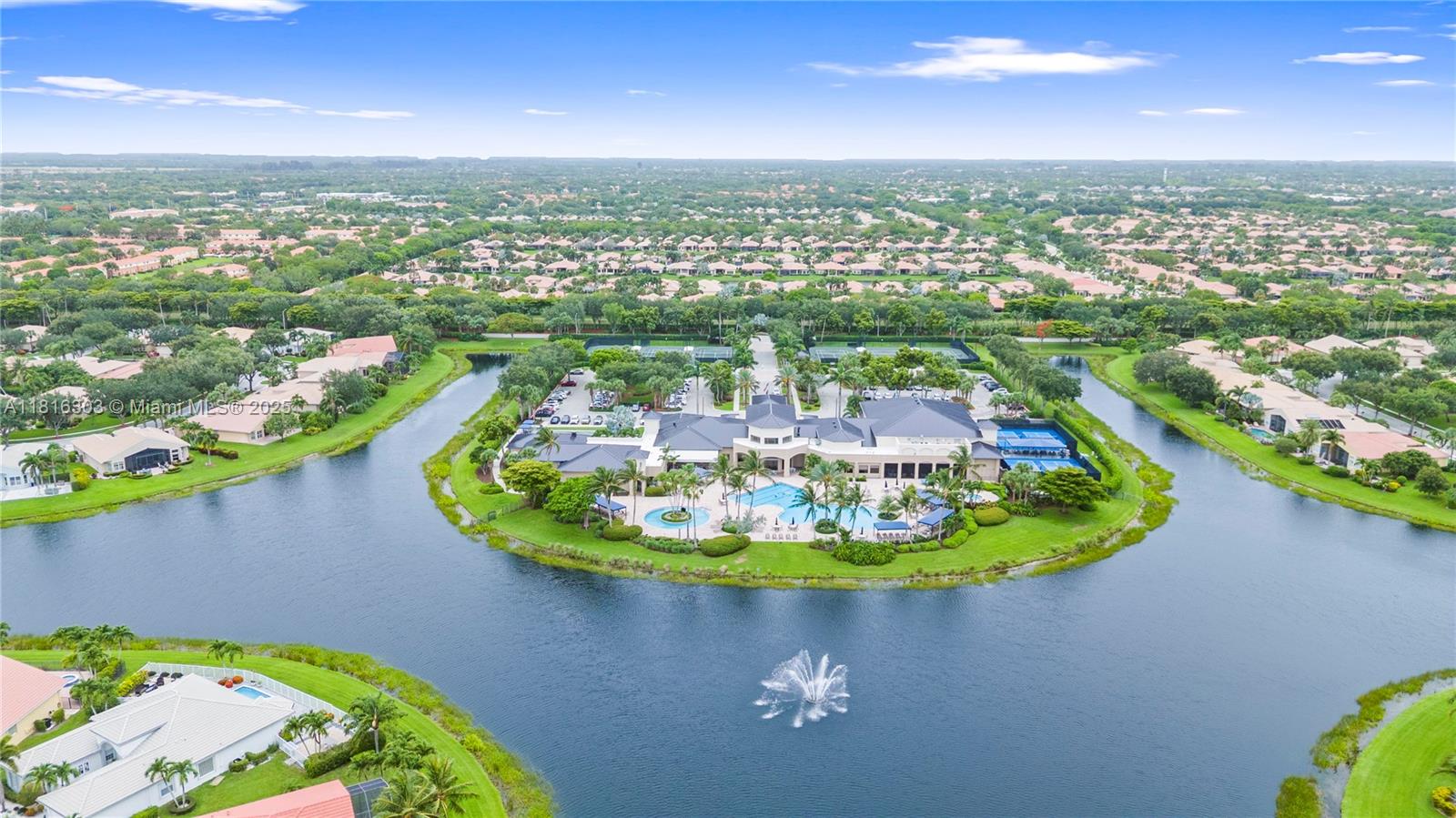 VALENCIA POINTE 1 - Residential
