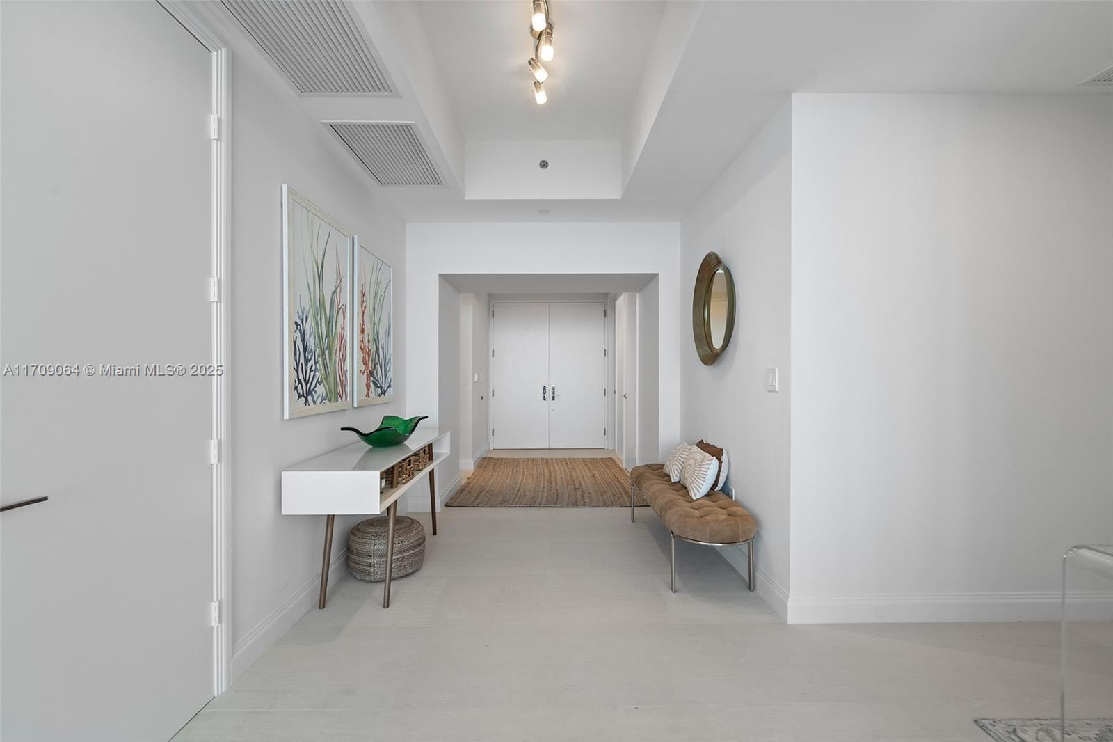 TDR TOWER II CONDO - Residential