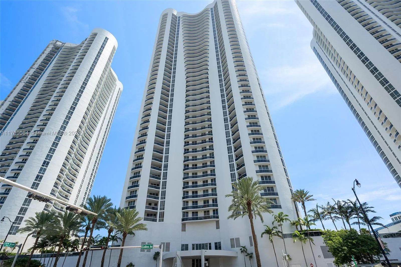 Sunny Isles Beach, Florida 33160, United States, 3 Bedrooms Bedrooms, ,4 BathroomsBathrooms,Residential,Active,26093