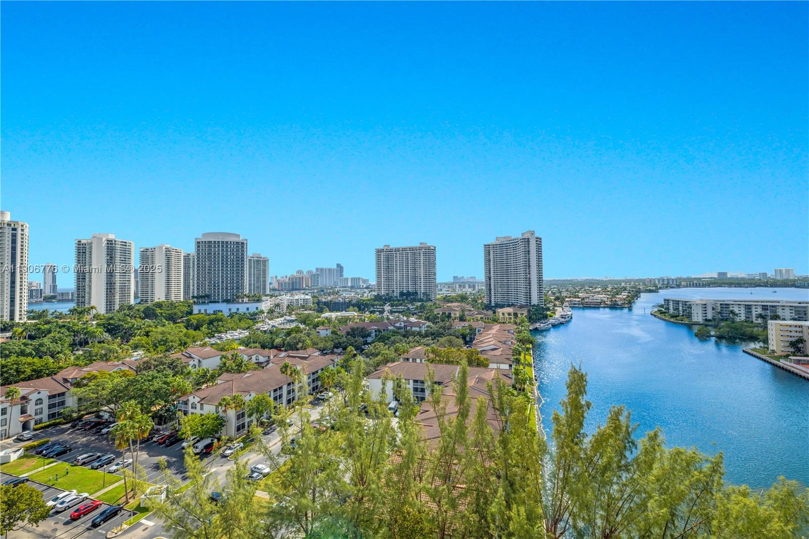 THE CLIPPER AT BISC COVE - Residential