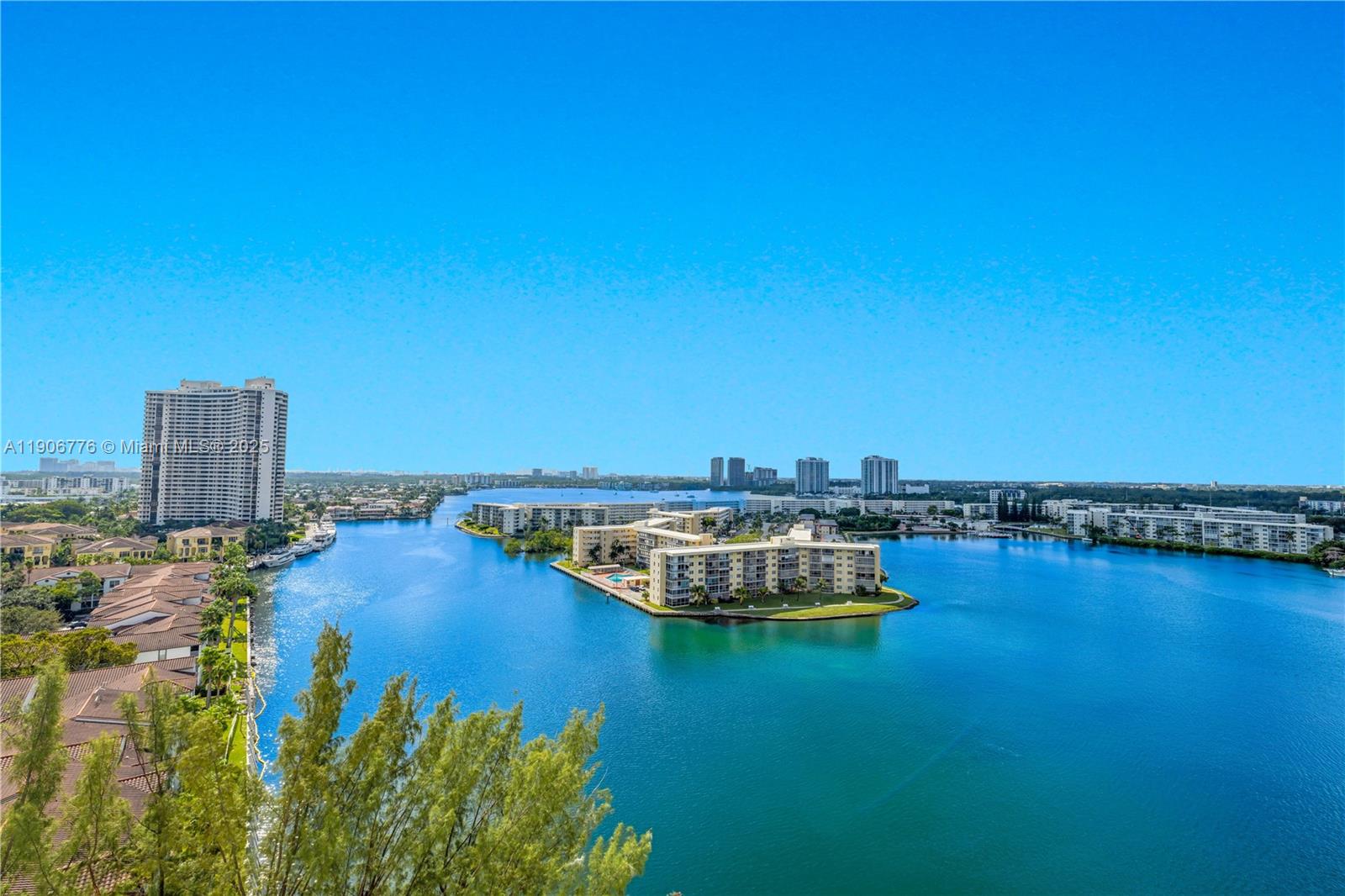 THE CLIPPER AT BISC COVE - Residential