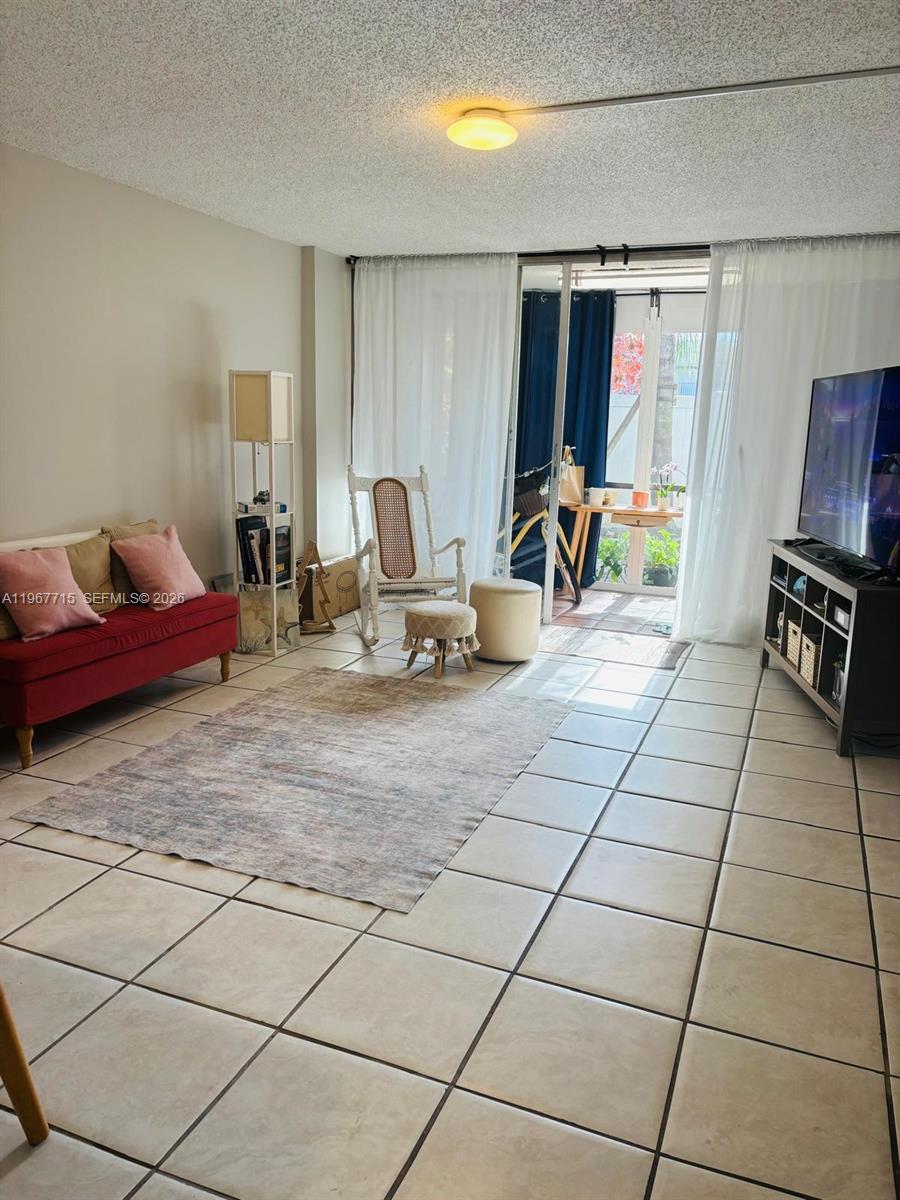 ROYAL PARK CONDO - Residential