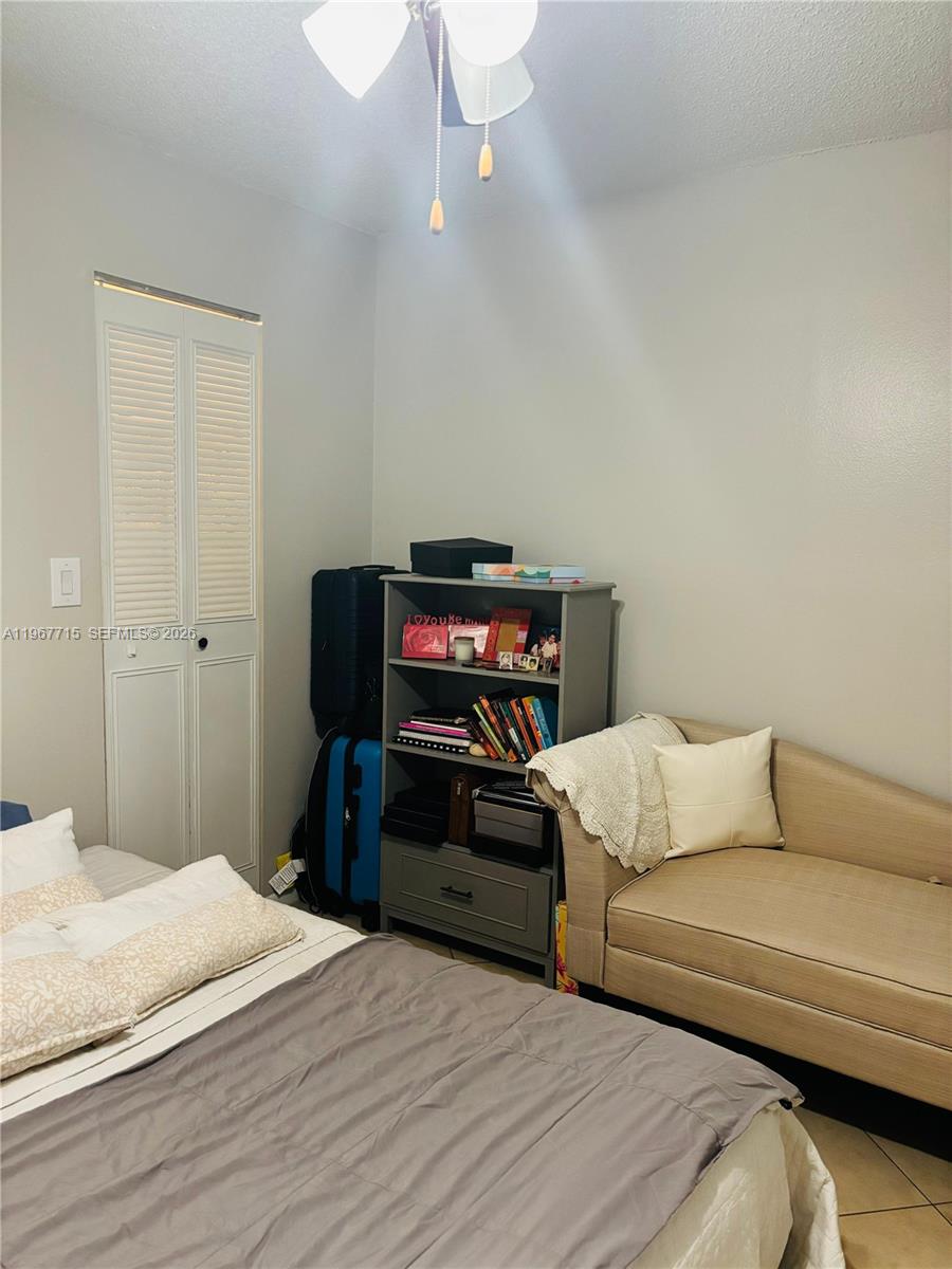 ROYAL PARK CONDO - Residential