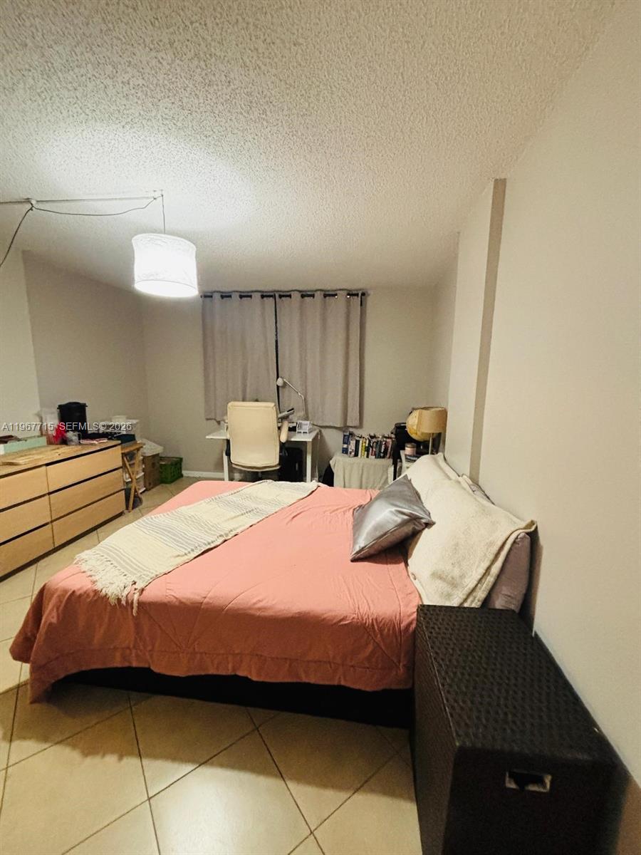 ROYAL PARK CONDO - Residential