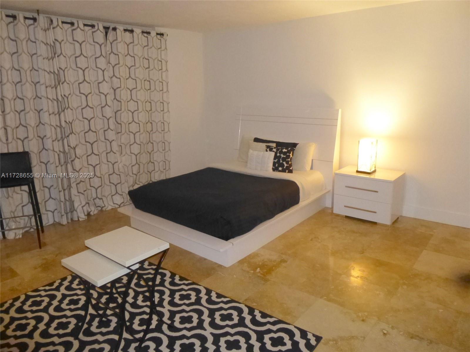 THE DECOPLAGE CONDO - Residential